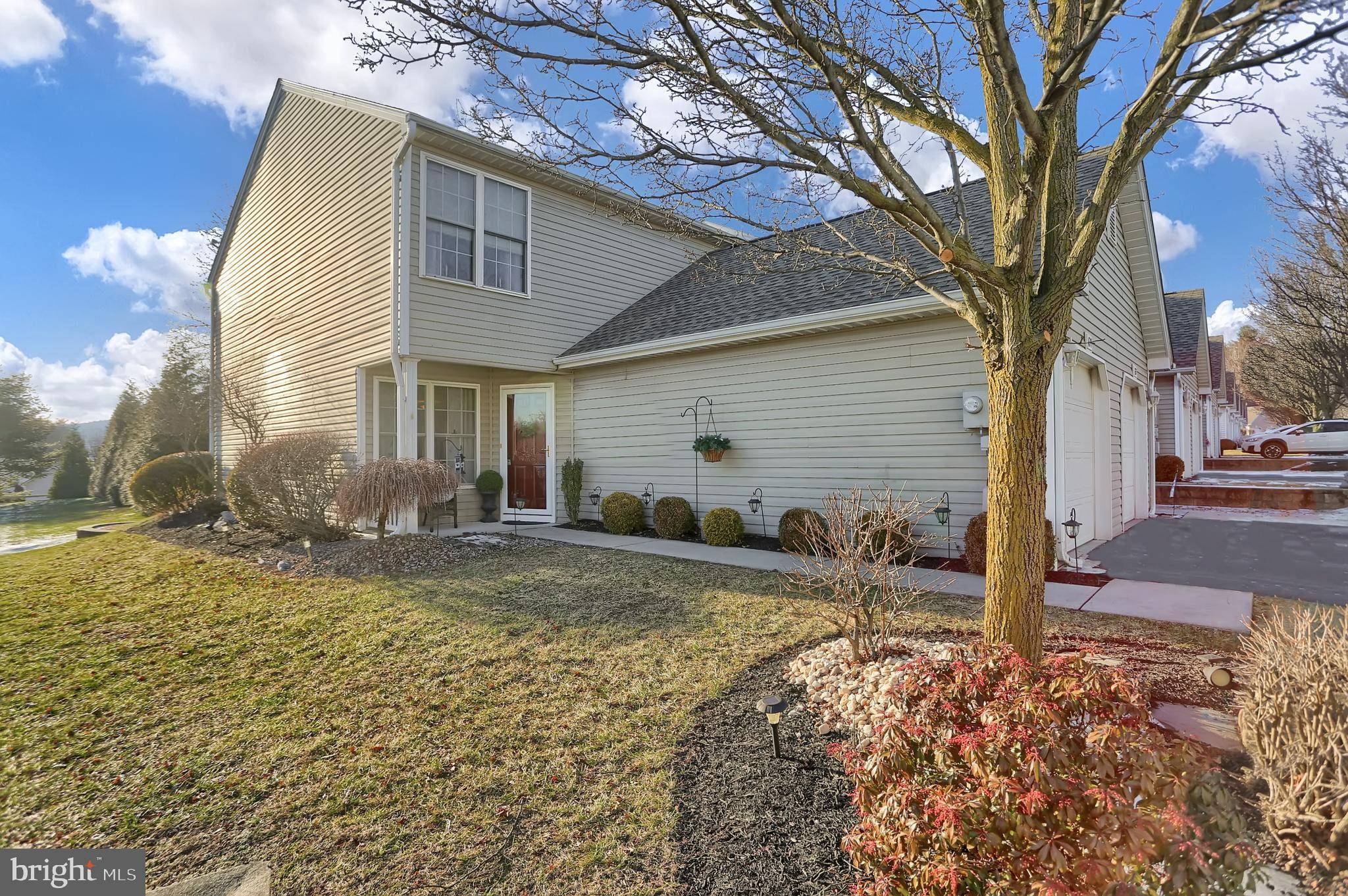 Etters, PA 17319,639 MALLARD DR