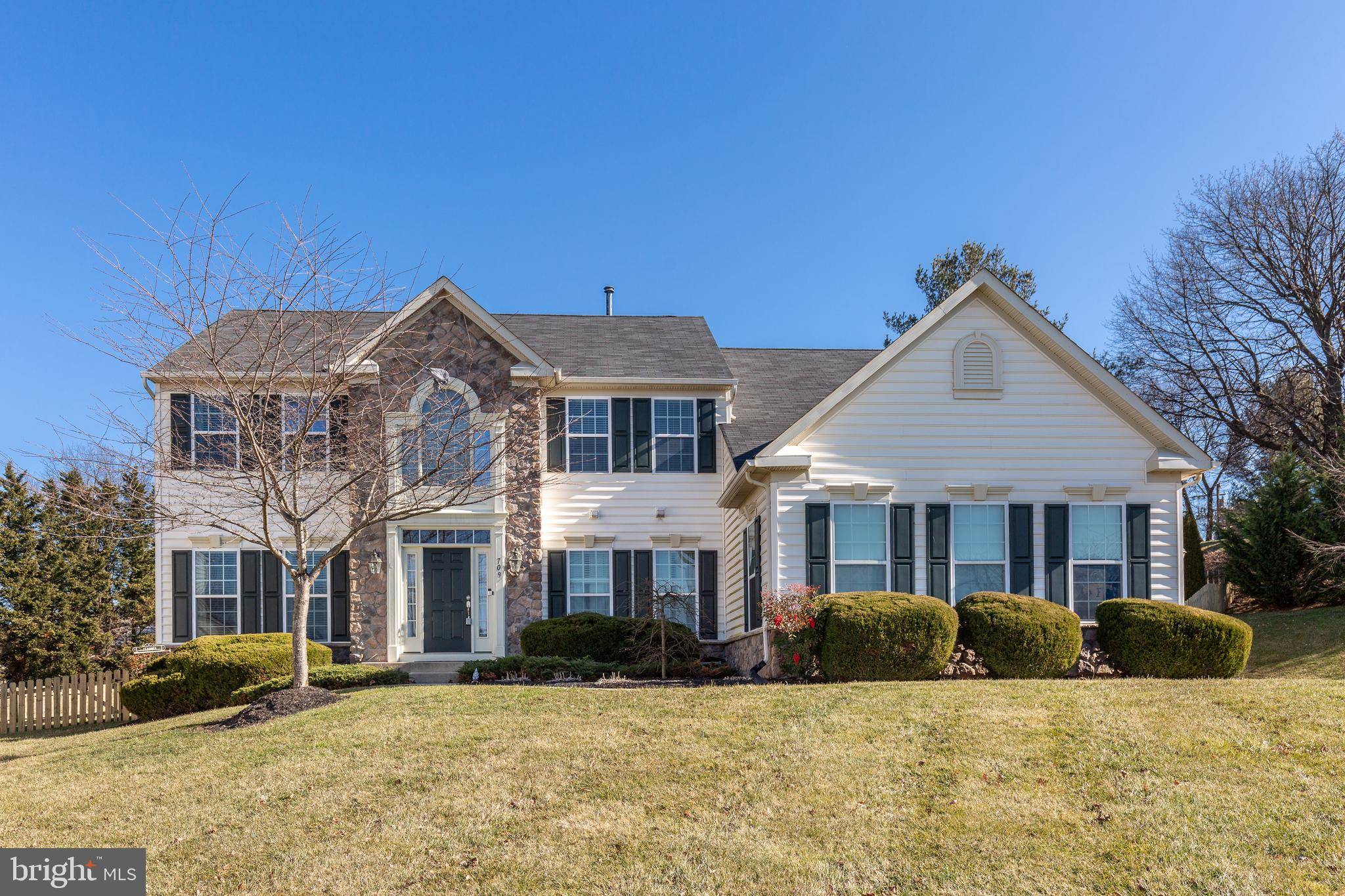 Westminster, MD 21158,709 LOWER FIELD CIR