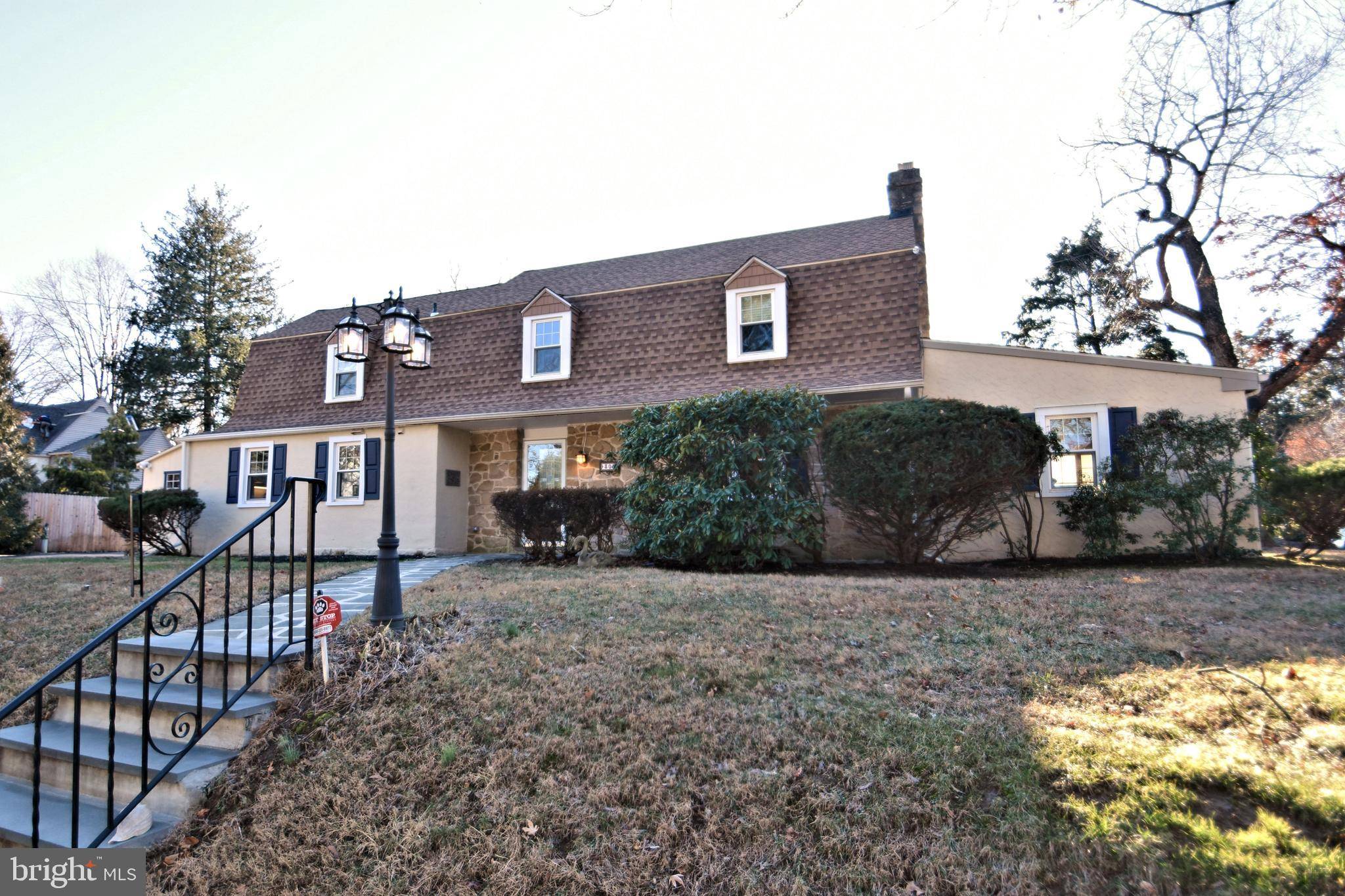 Elkins Park, PA 19027,302 STOWE RD