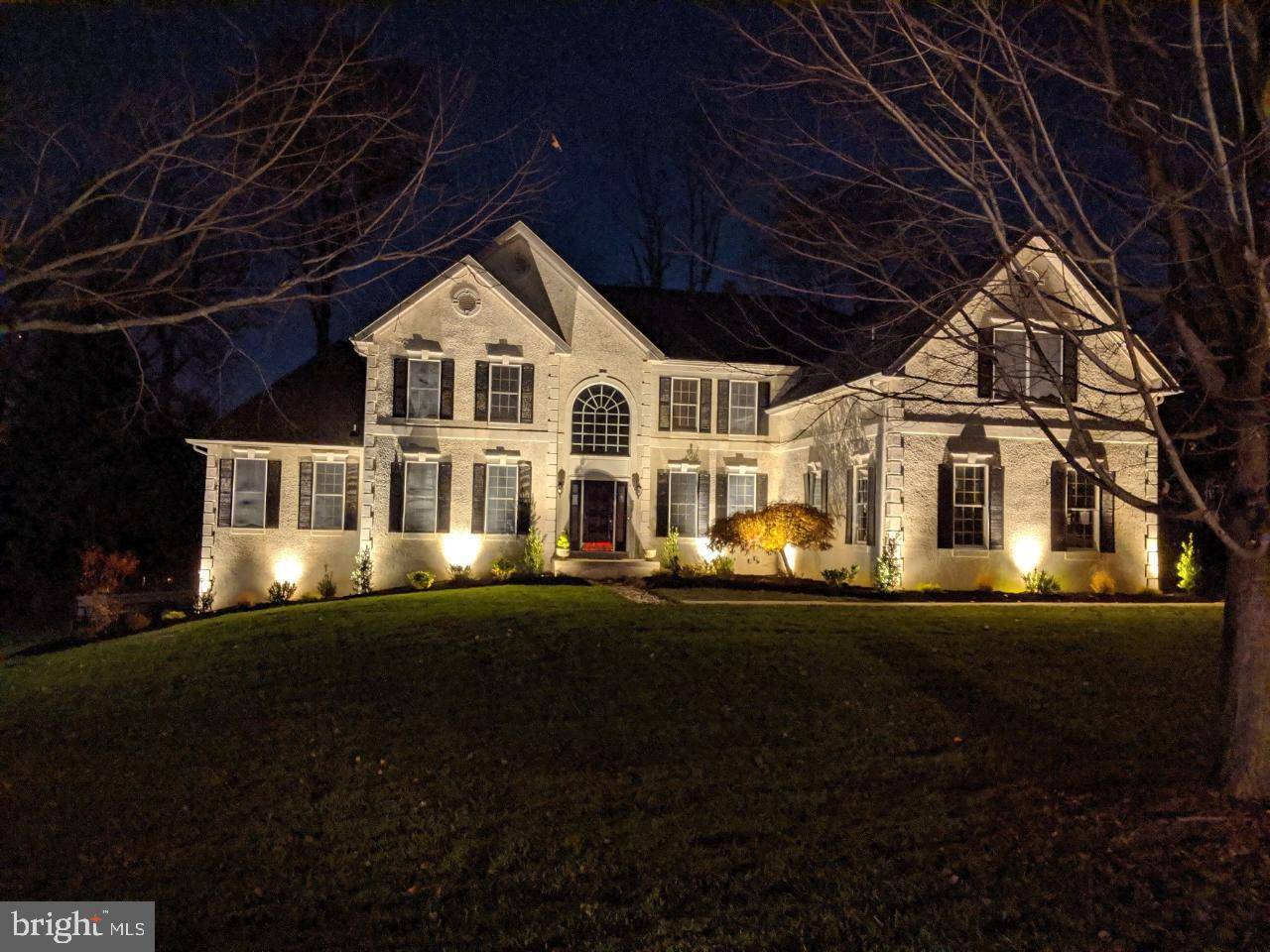 Newtown Square, PA 19073,9 HEATHER WAY