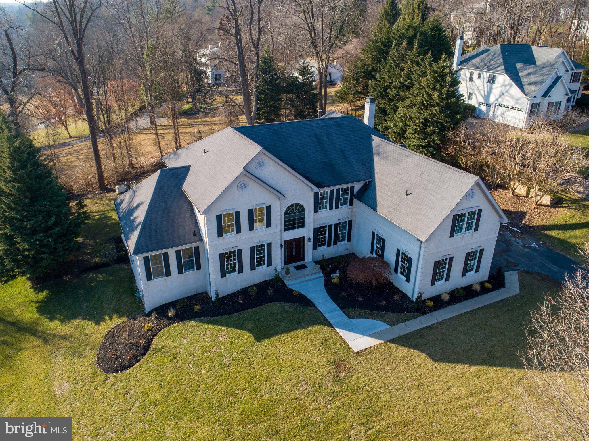 Newtown Square, PA 19073,9 HEATHER WAY