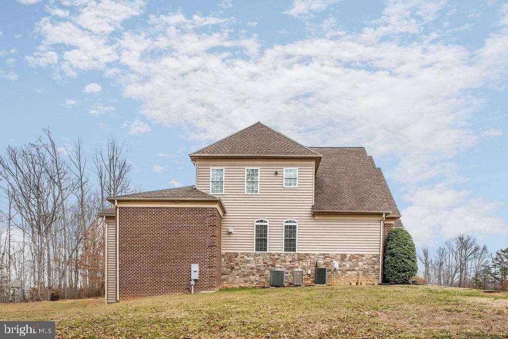 Fredericksburg, VA 22406,107 ESTATES DR