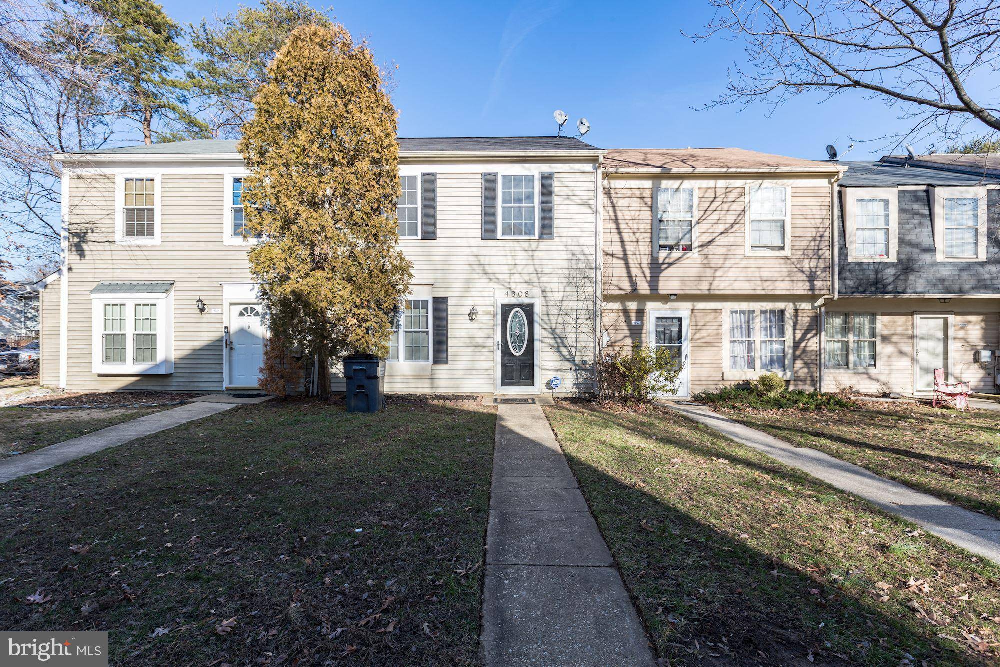 Waldorf, MD 20603,4308 DRAKE CT