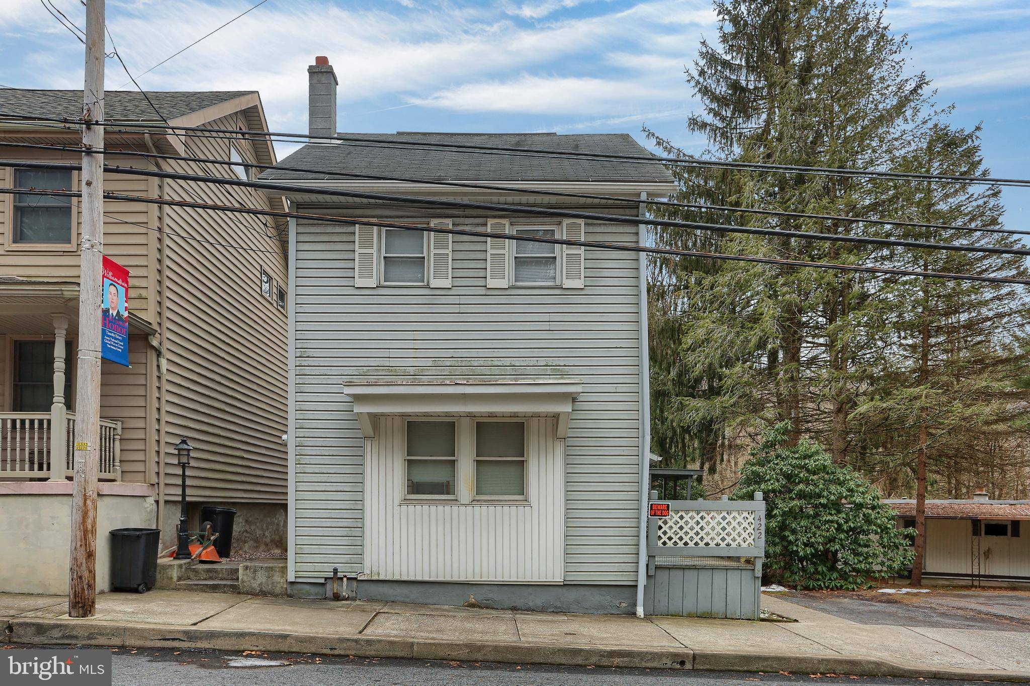 Williamstown, PA 17098,422 E MARKET ST