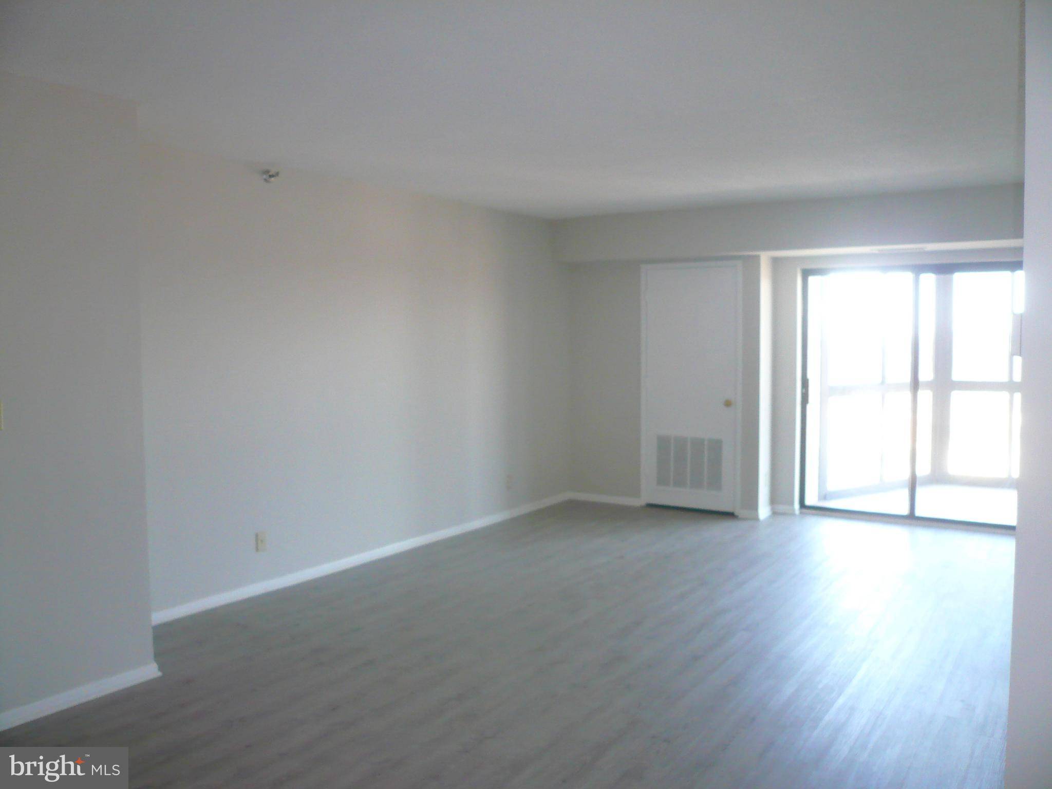 Arlington, VA 22203,900 N STAFFORD ST #2015