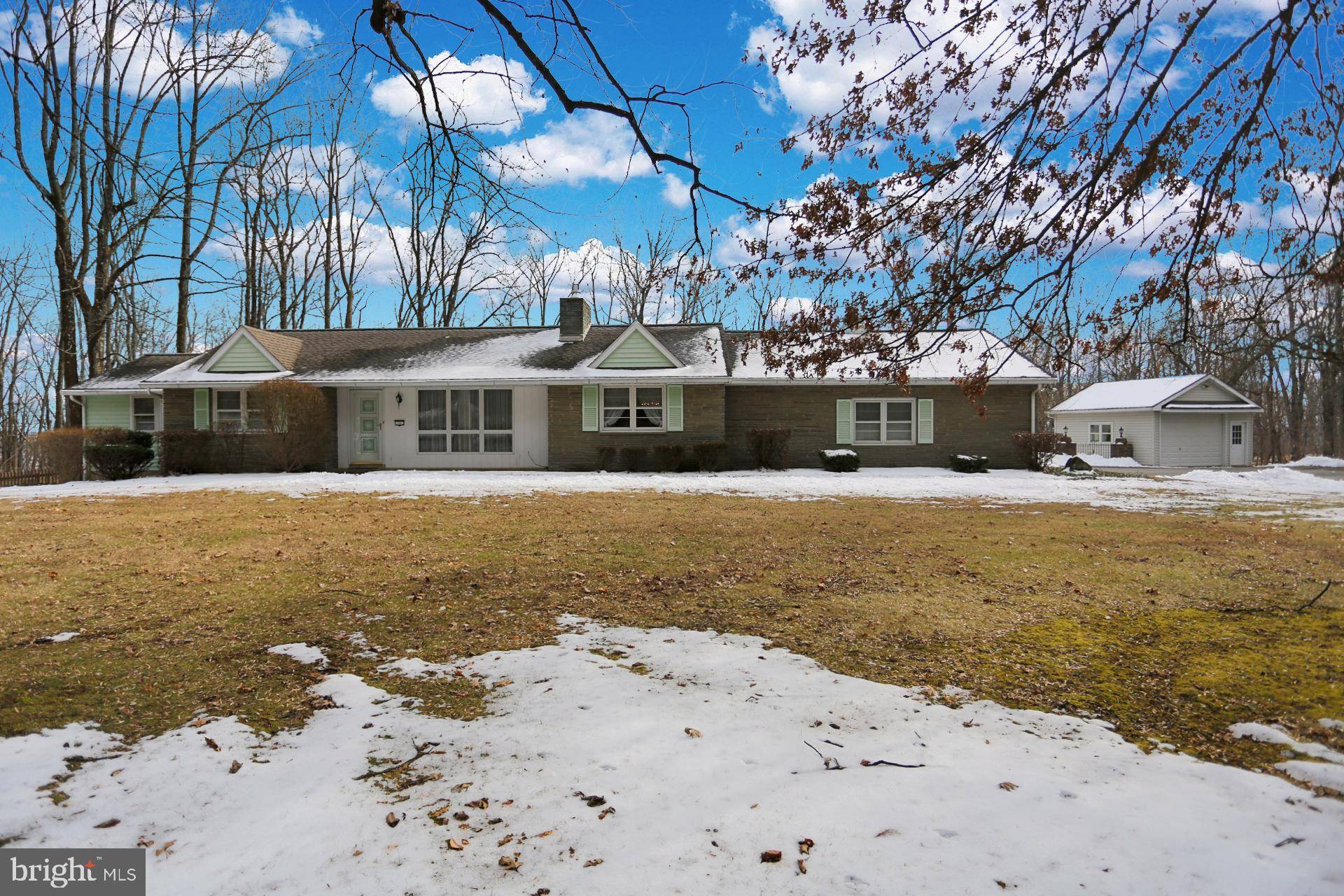 East Greenville, PA 18041,1088 SOFFA RD