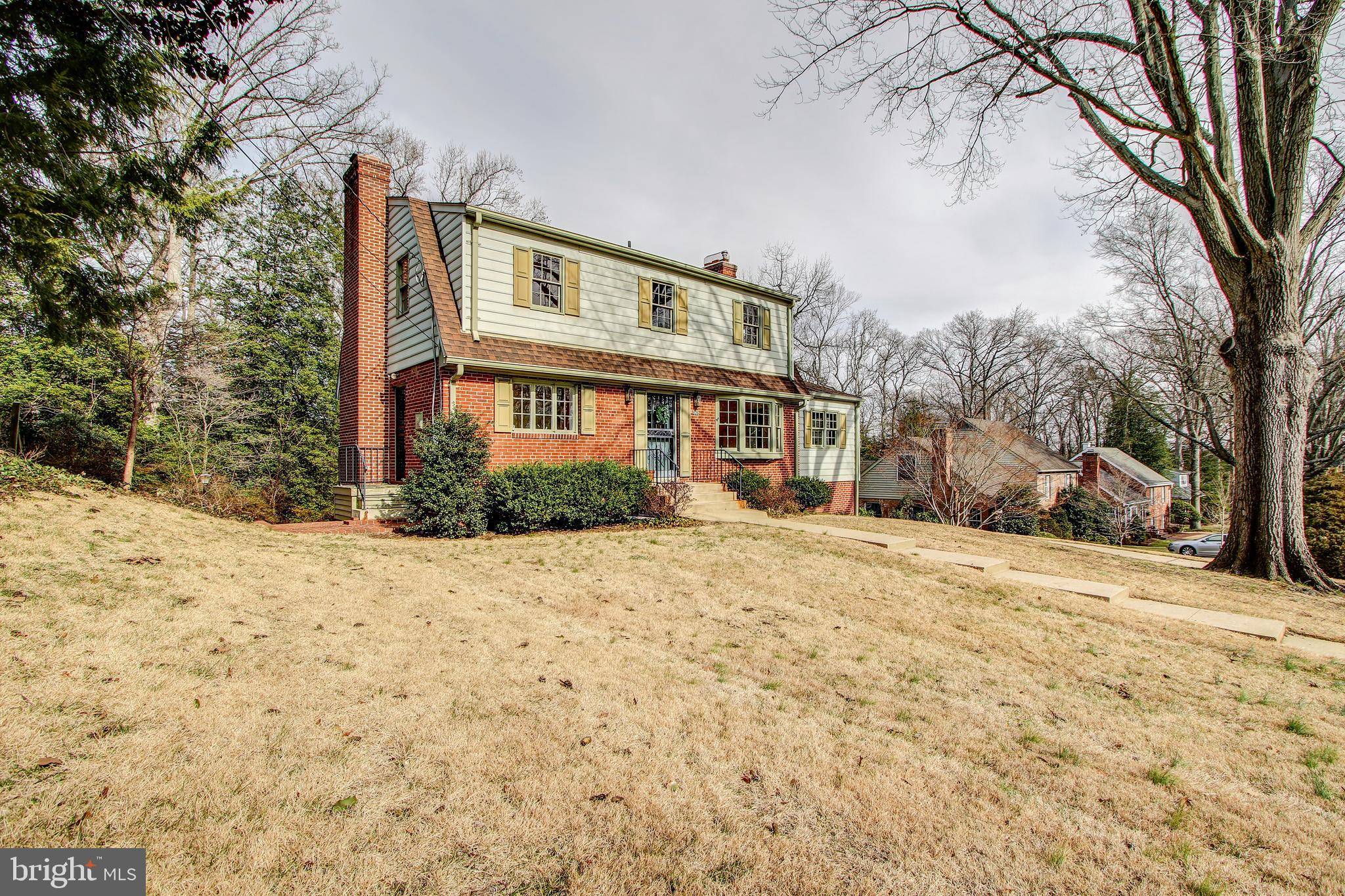 Alexandria, VA 22308,826 EMPRESS CT