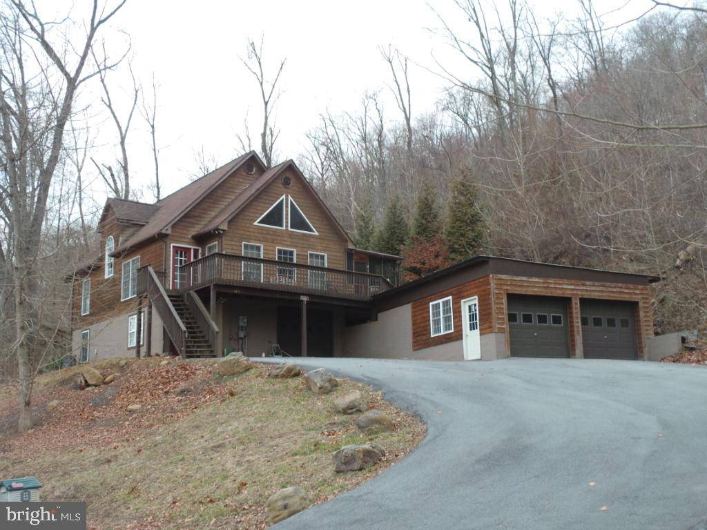 Berkeley Springs, WV 25411,468 SOUTH RIDGE DR