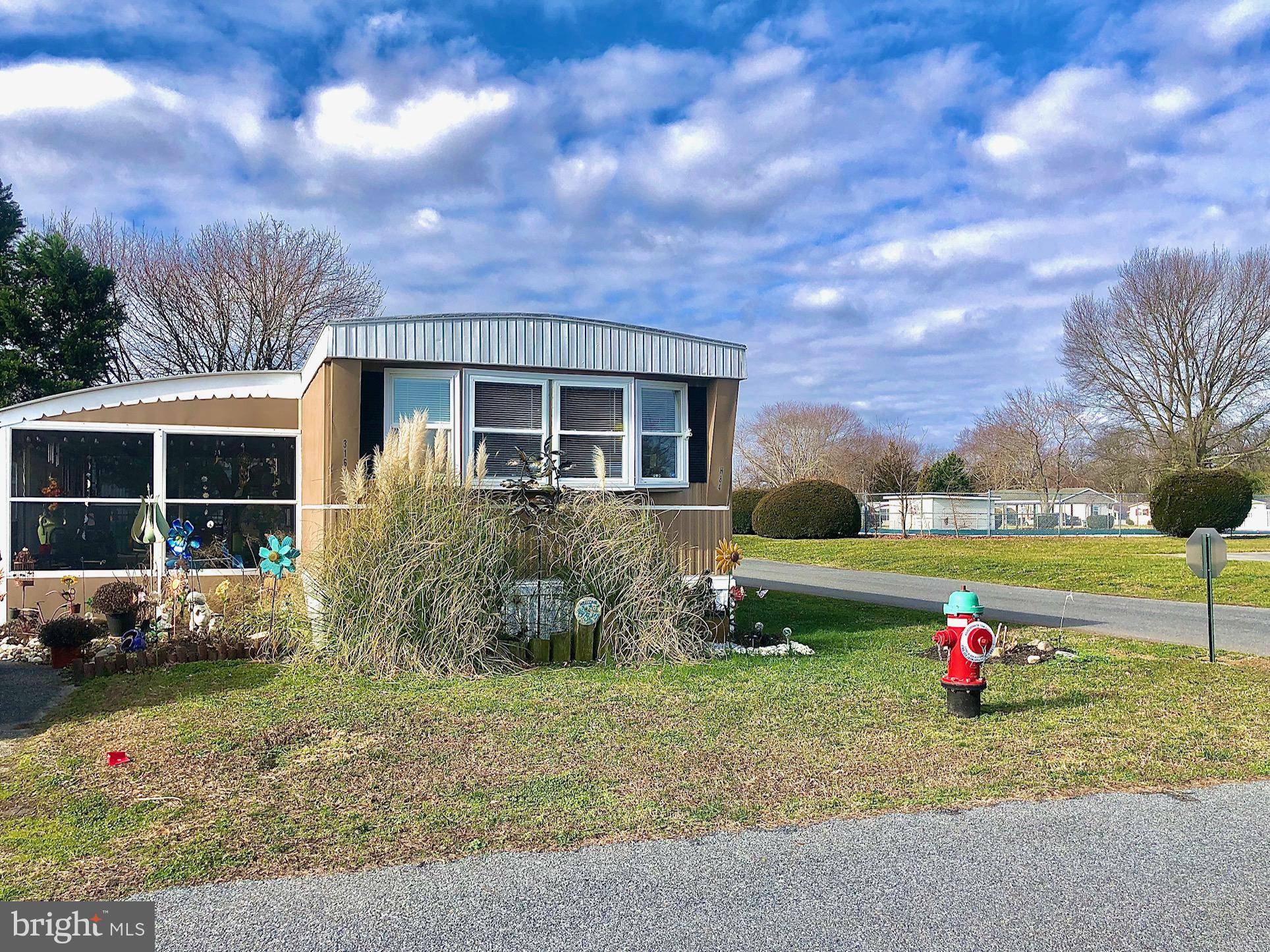 Lewes, DE 19958,31640 SARAH RD