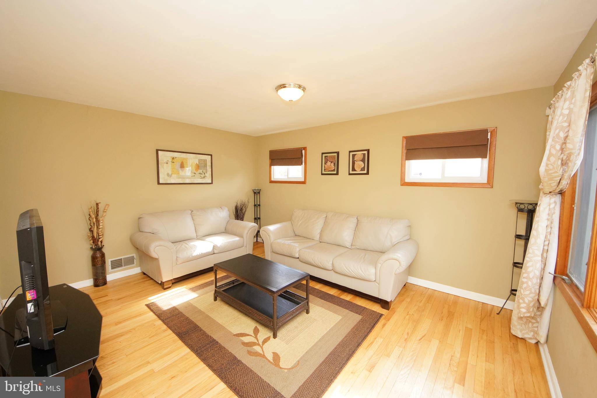 Hightstown, NJ 08520,209 GREELEY ST
