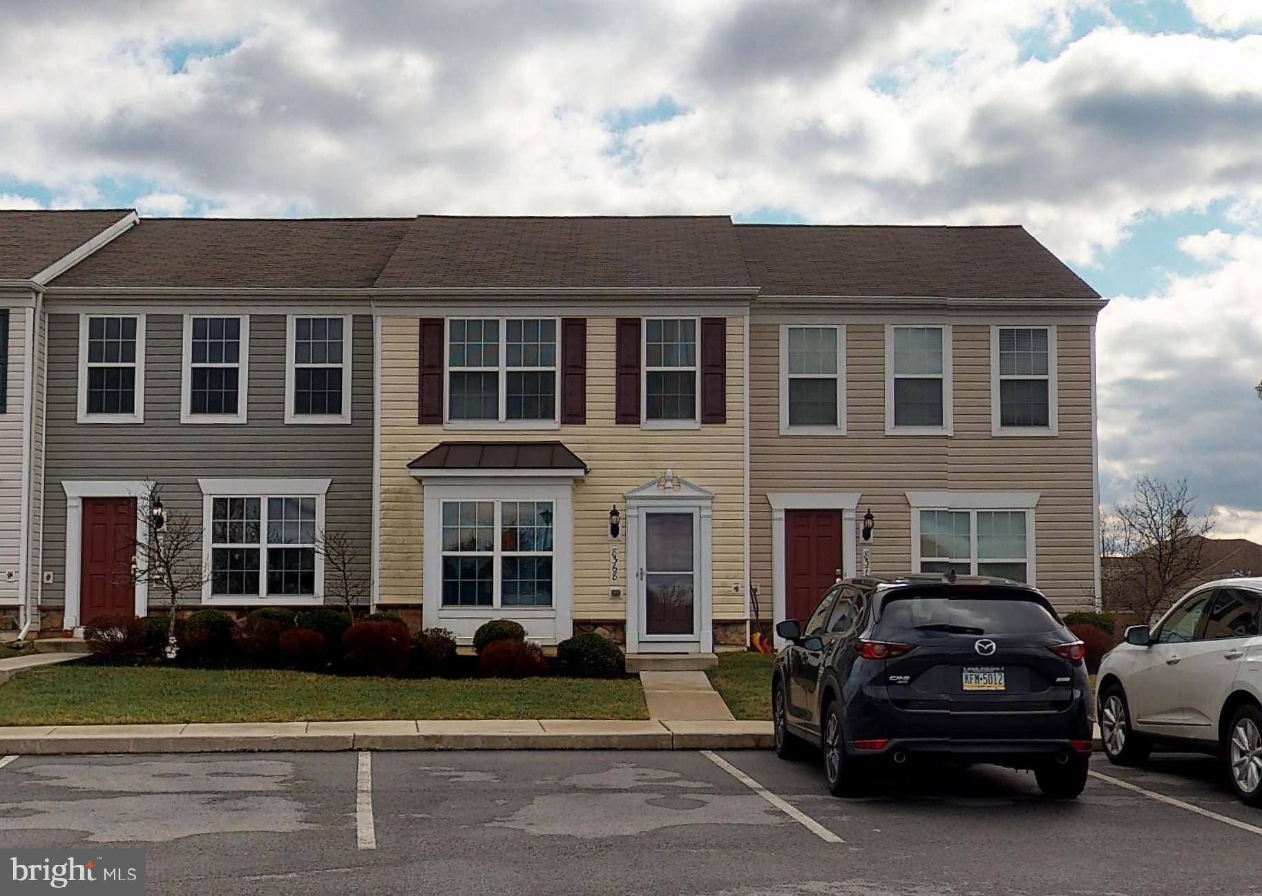 Breinigsville, PA 18031,8368 SAYLOR CT