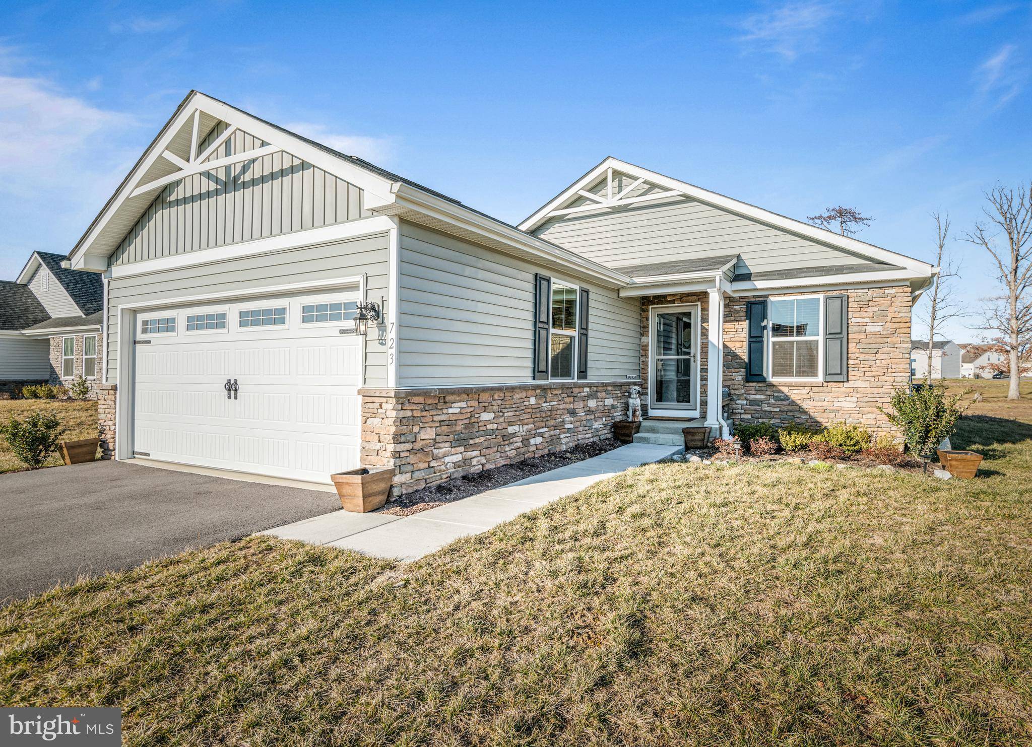 Bunker Hill, WV 25413,723 SWITCHGRASS CT