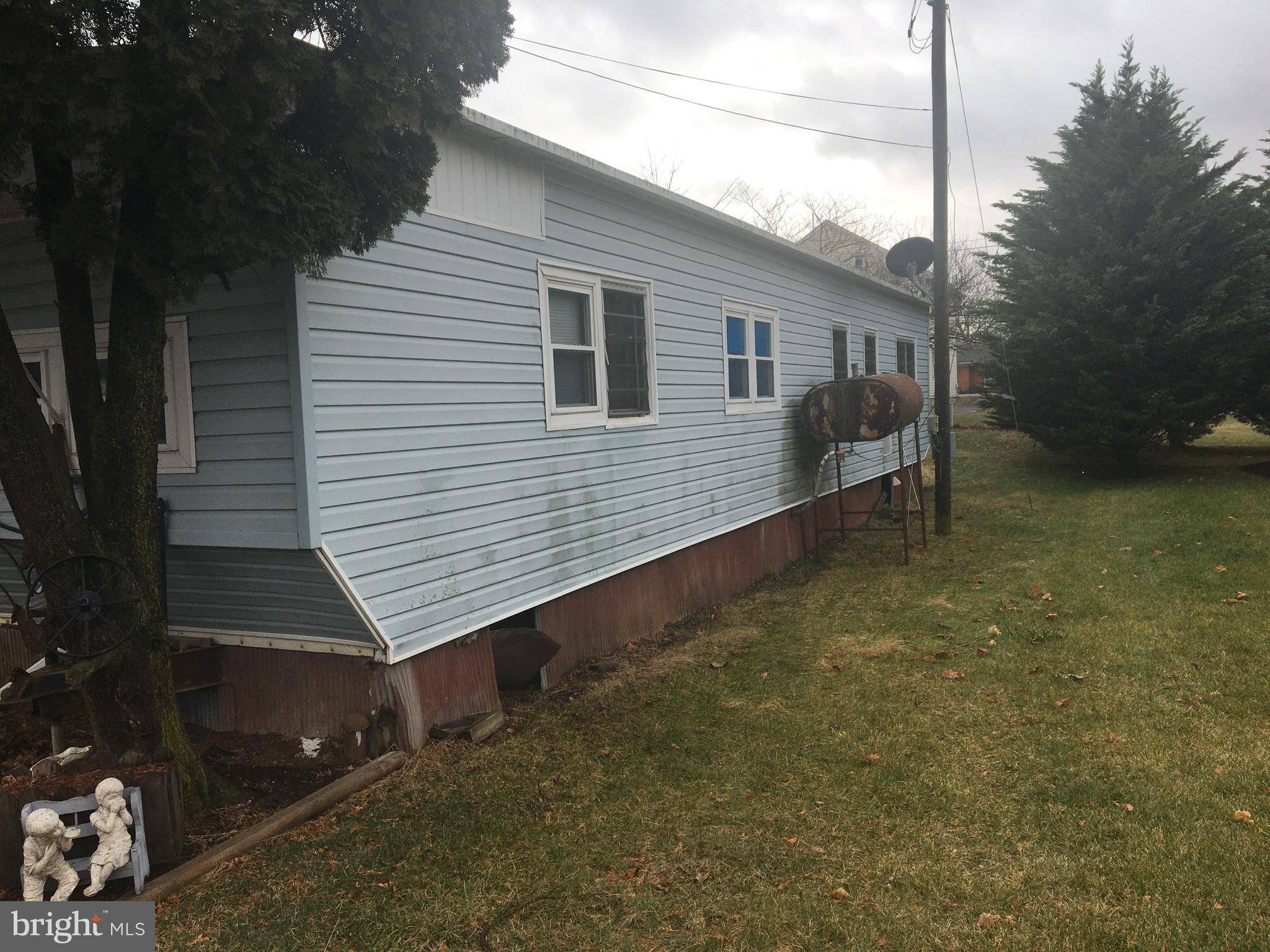 Mcconnellsburg, PA 17233,509 EAST POPLAR