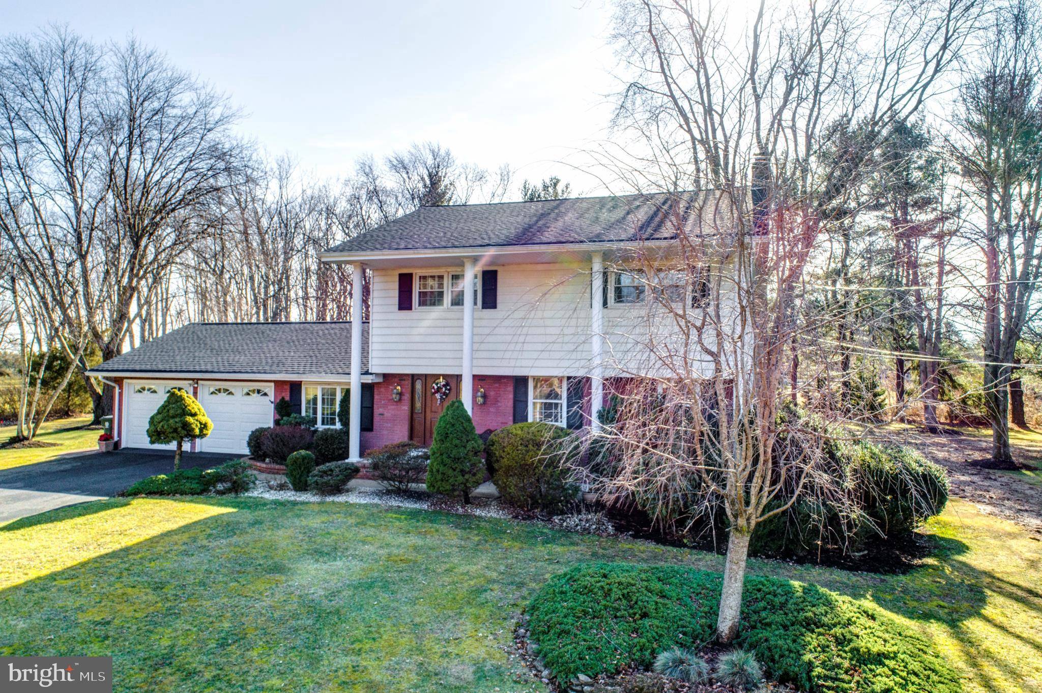 Monroe Township, NJ 08831,11 WOODCREST CIR