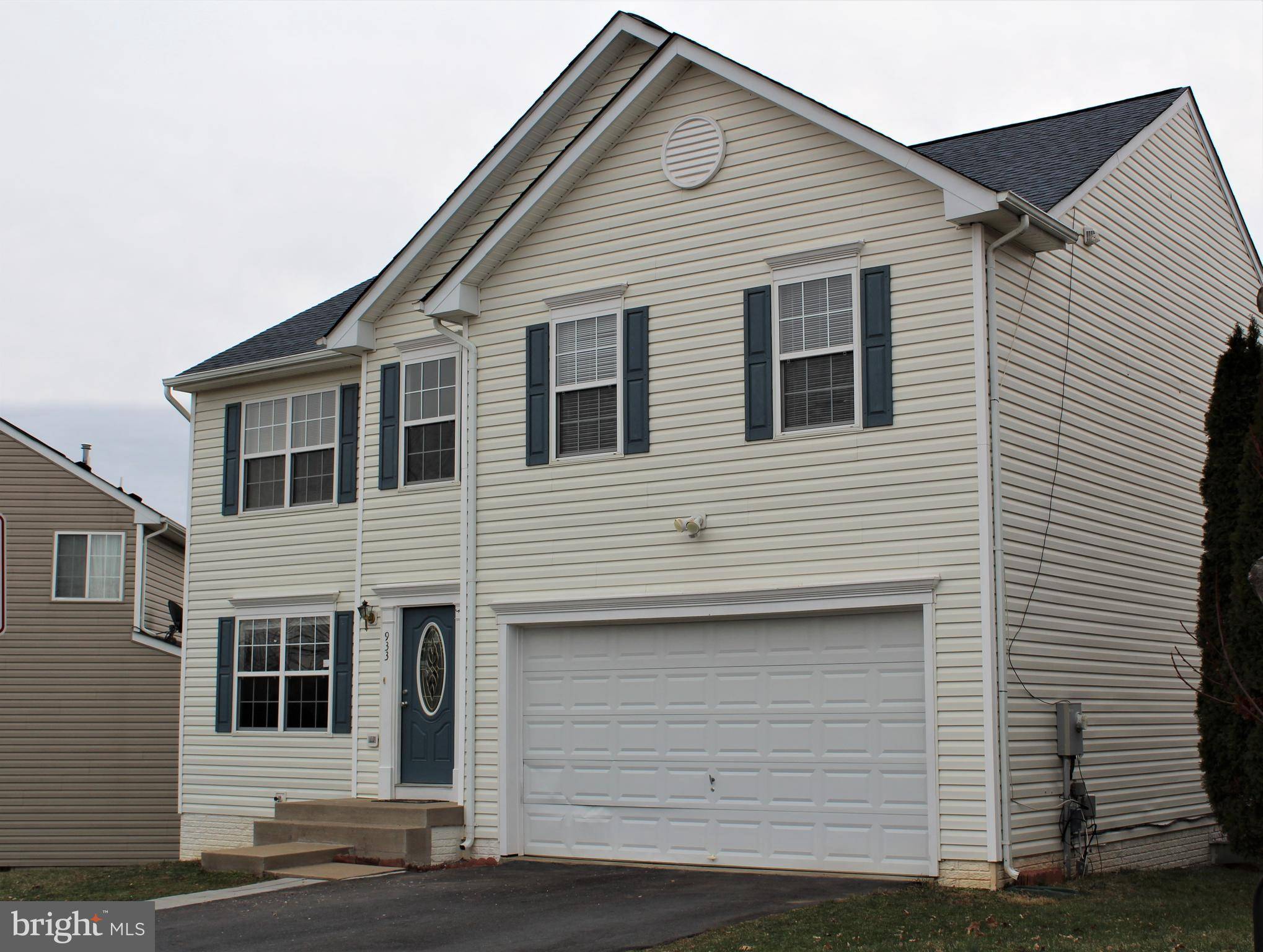 Culpeper, VA 22701,933 LAKEWOOD CIR