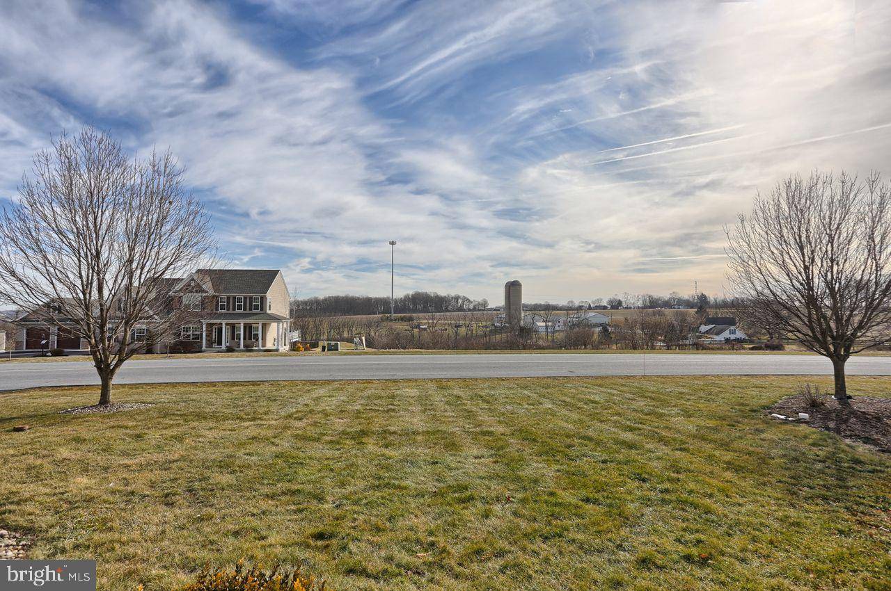 Myerstown, PA 17067,6 APPLE CREEK LN