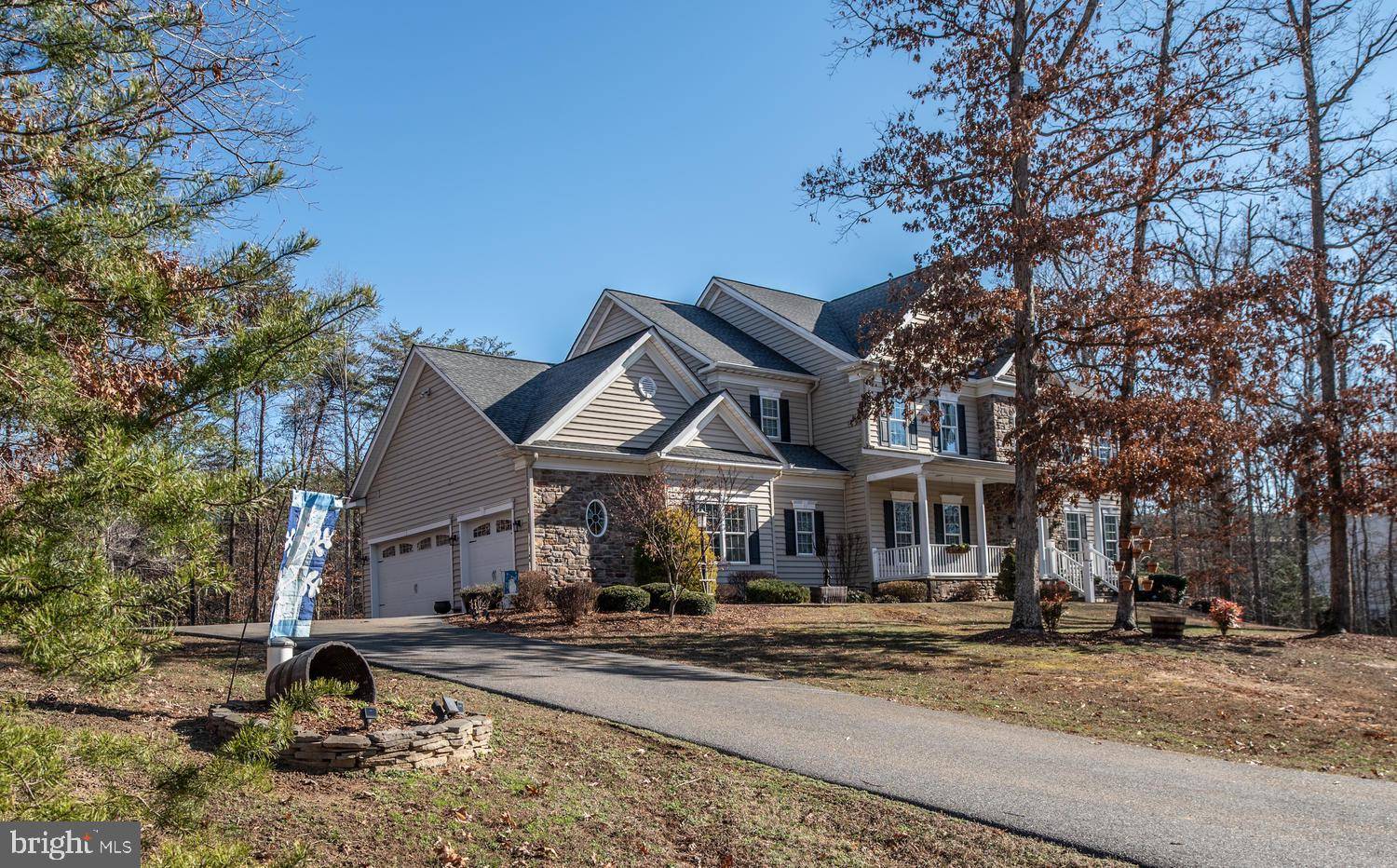 Spotsylvania, VA 22553,8407 PATHFINDERS CT