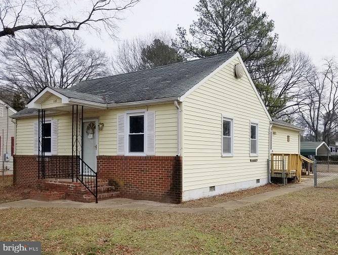 Colonial Beach, VA 22443,118 MIMOSA AVE