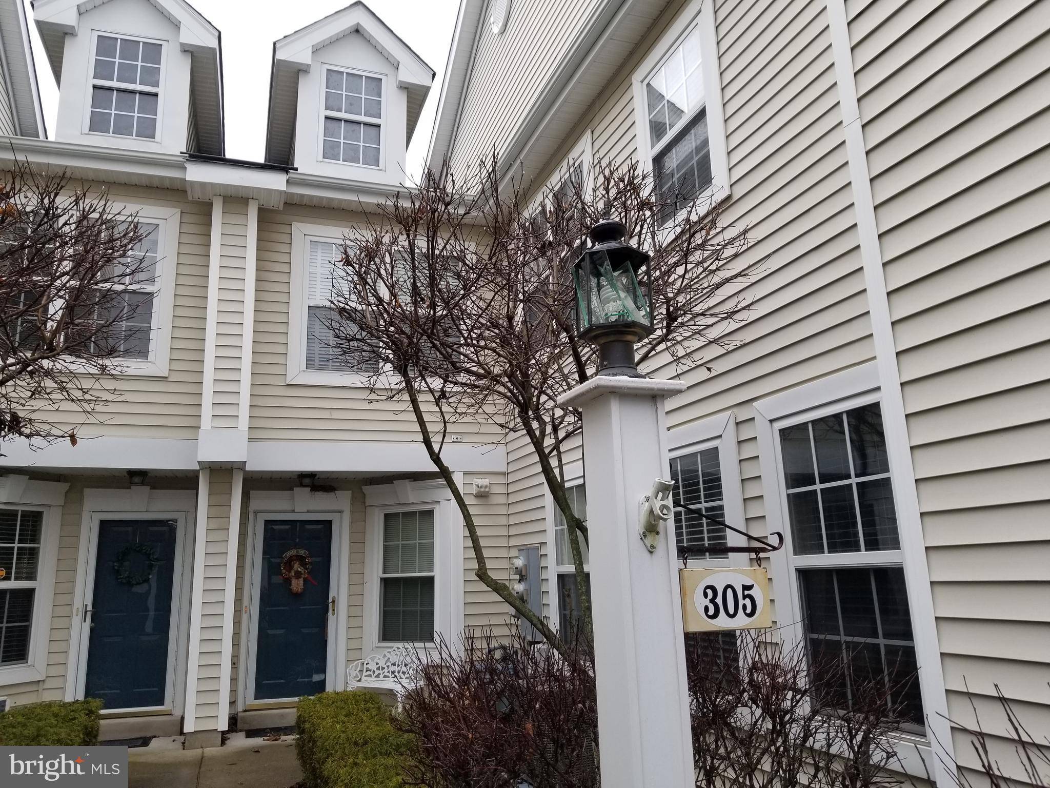 Warminster, PA 18974,305 MIDDLEBURY DR #277