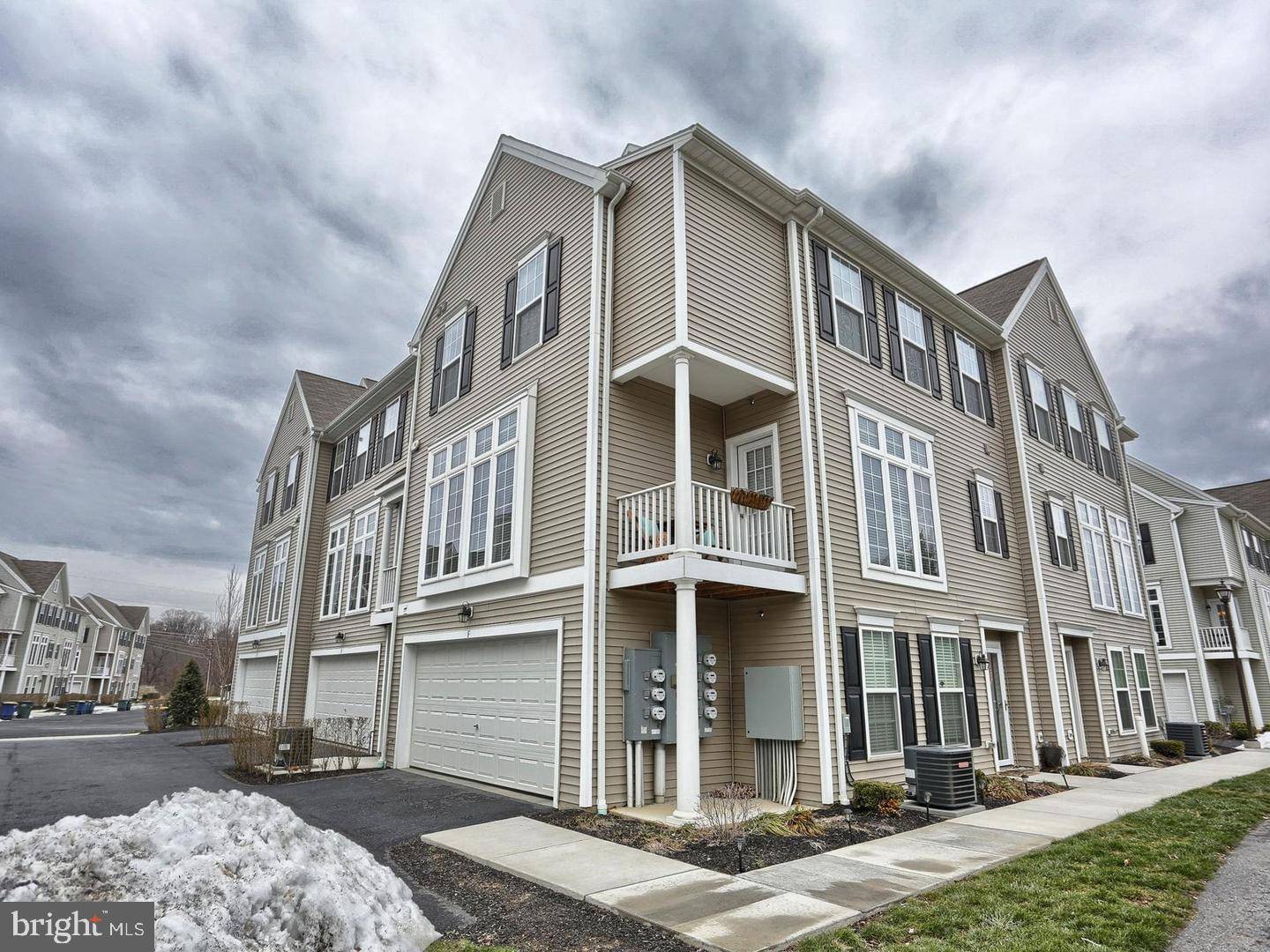 Mechanicsburg, PA 17055,3013 MERIDIAN COMMONS