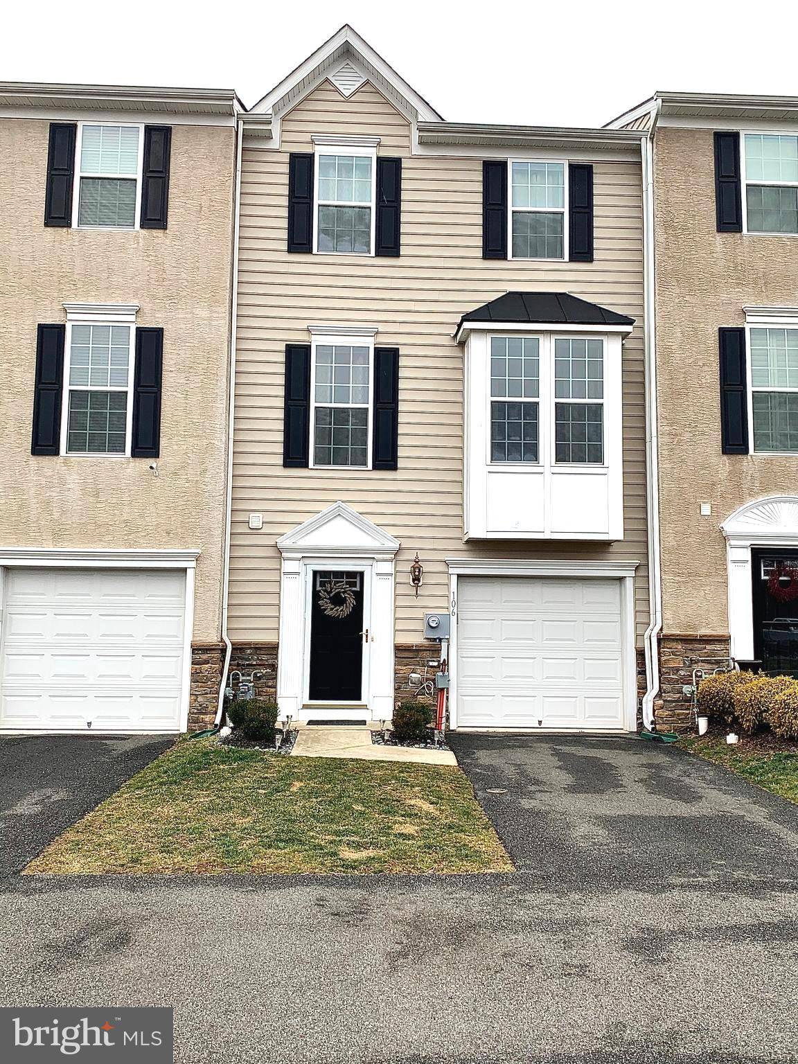 Gilbertsville, PA 19525,106 TOPAZ DR