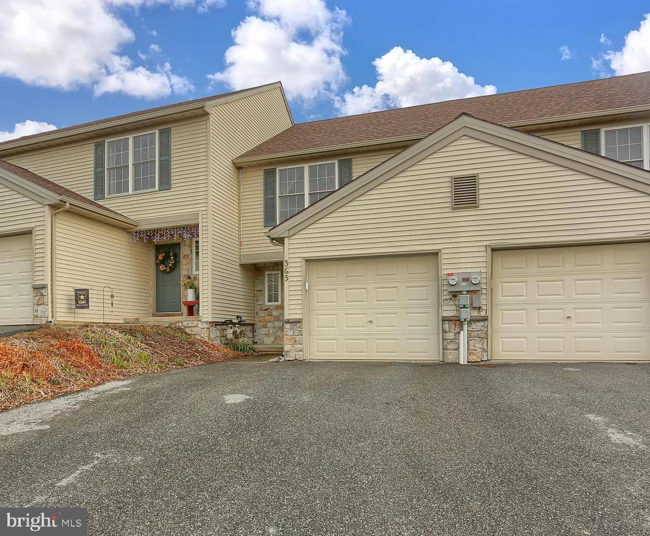 Marietta, PA 17547,365 WILD CHERRY LN