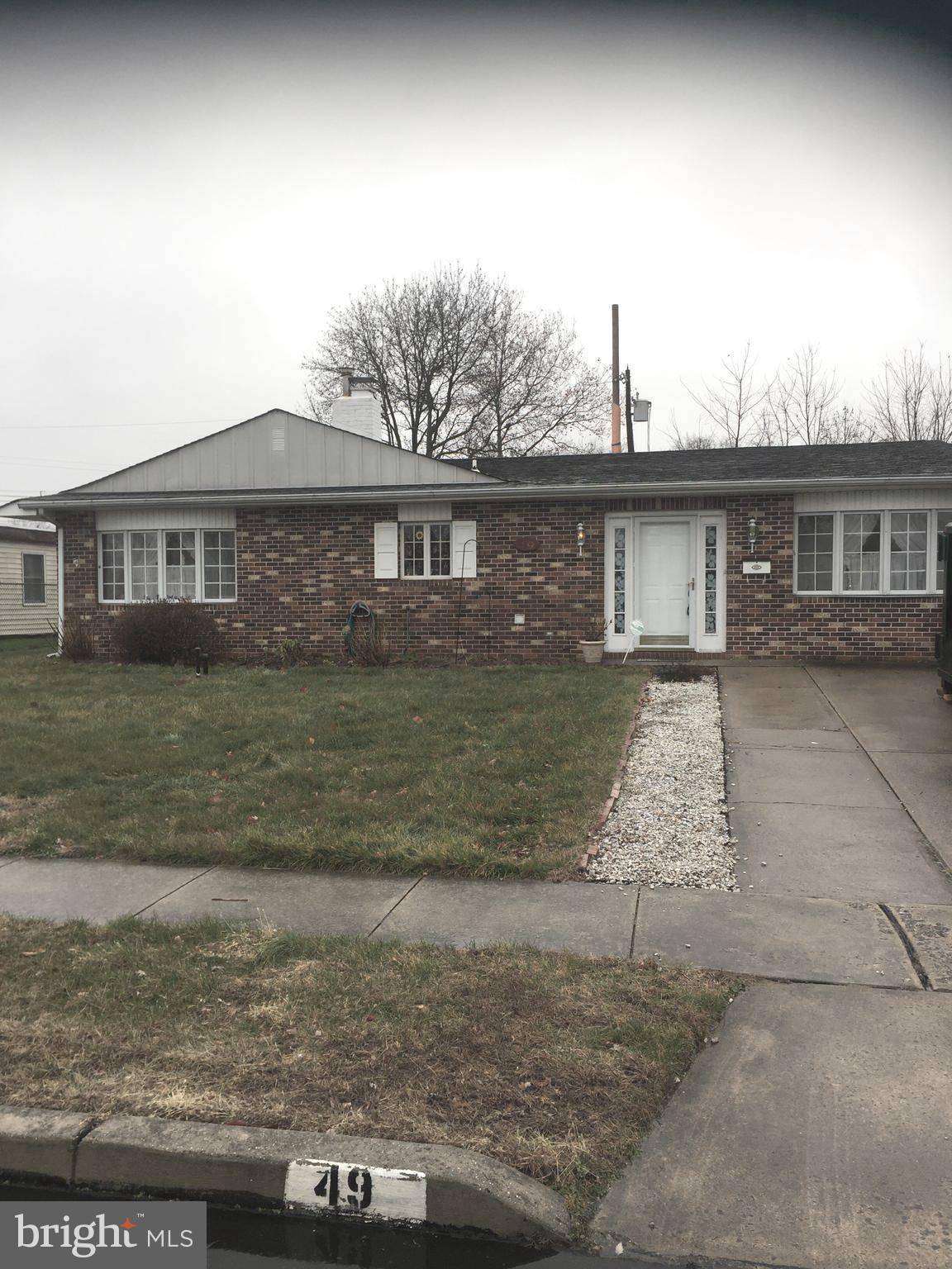 Levittown, PA 19055,49 DAFFODIL LN