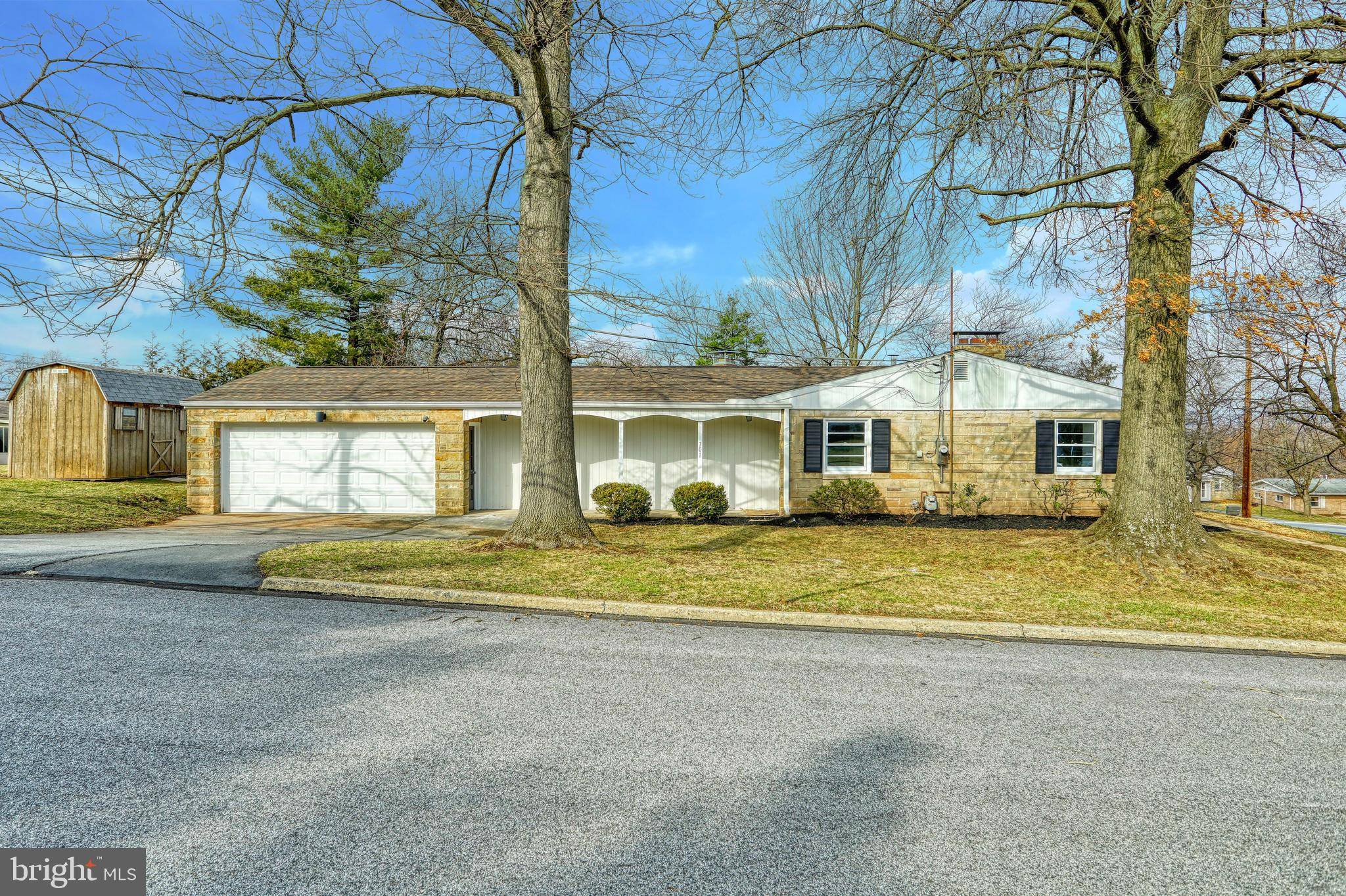 New Cumberland, PA 17070,101 PLEASANTVIEW TER