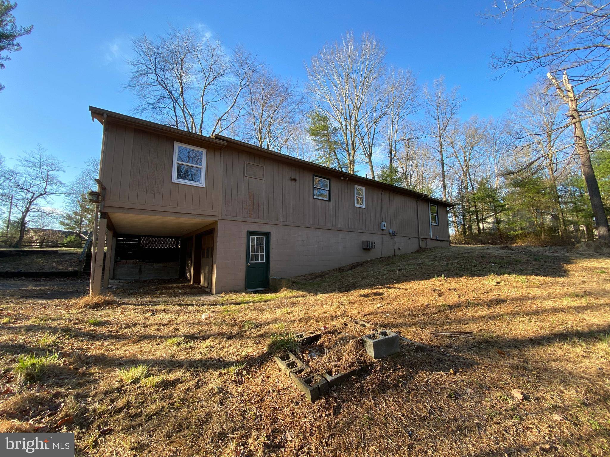 Hedgesville, WV 25427,415 WISHBONE CIR