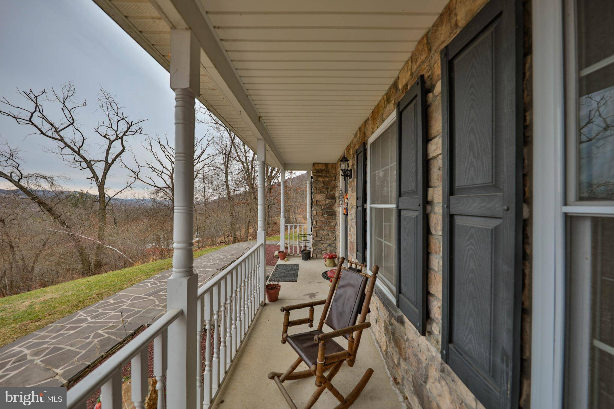 Lehighton, PA 18235,938 VANMAN LN