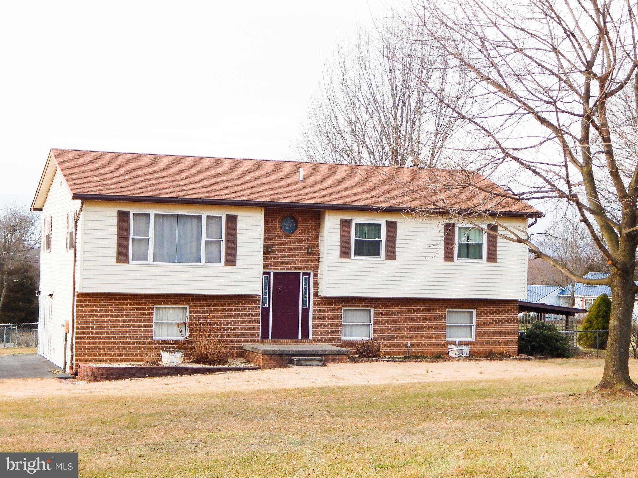 Falling Waters, WV 25419,22 TALON DR