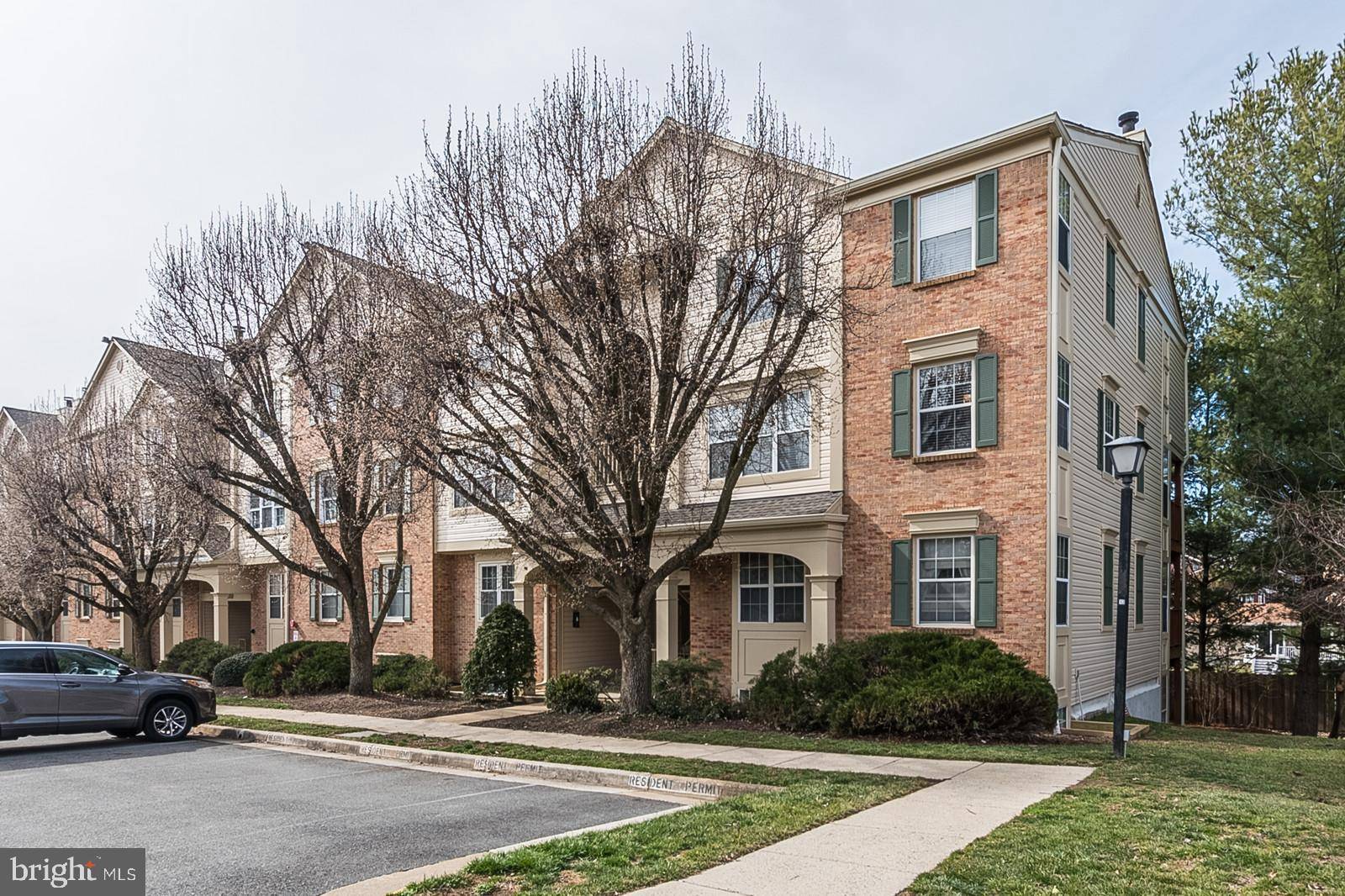 Falls Church, VA 22042,2808 EMMA LEE ST #303