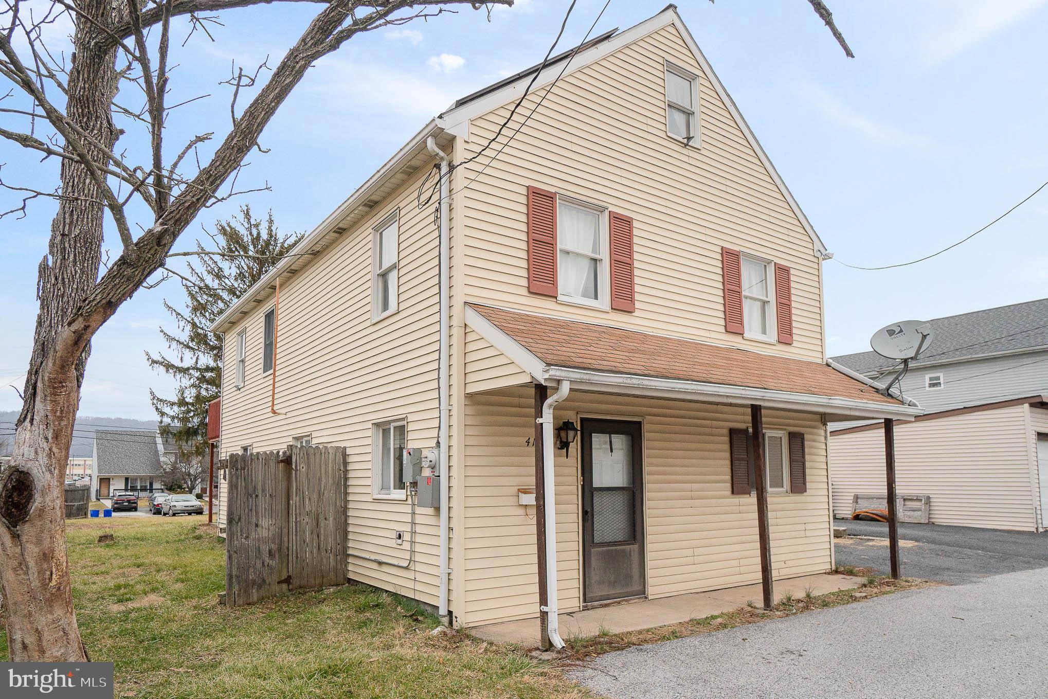 Enola, PA 17025,413 PITT ST