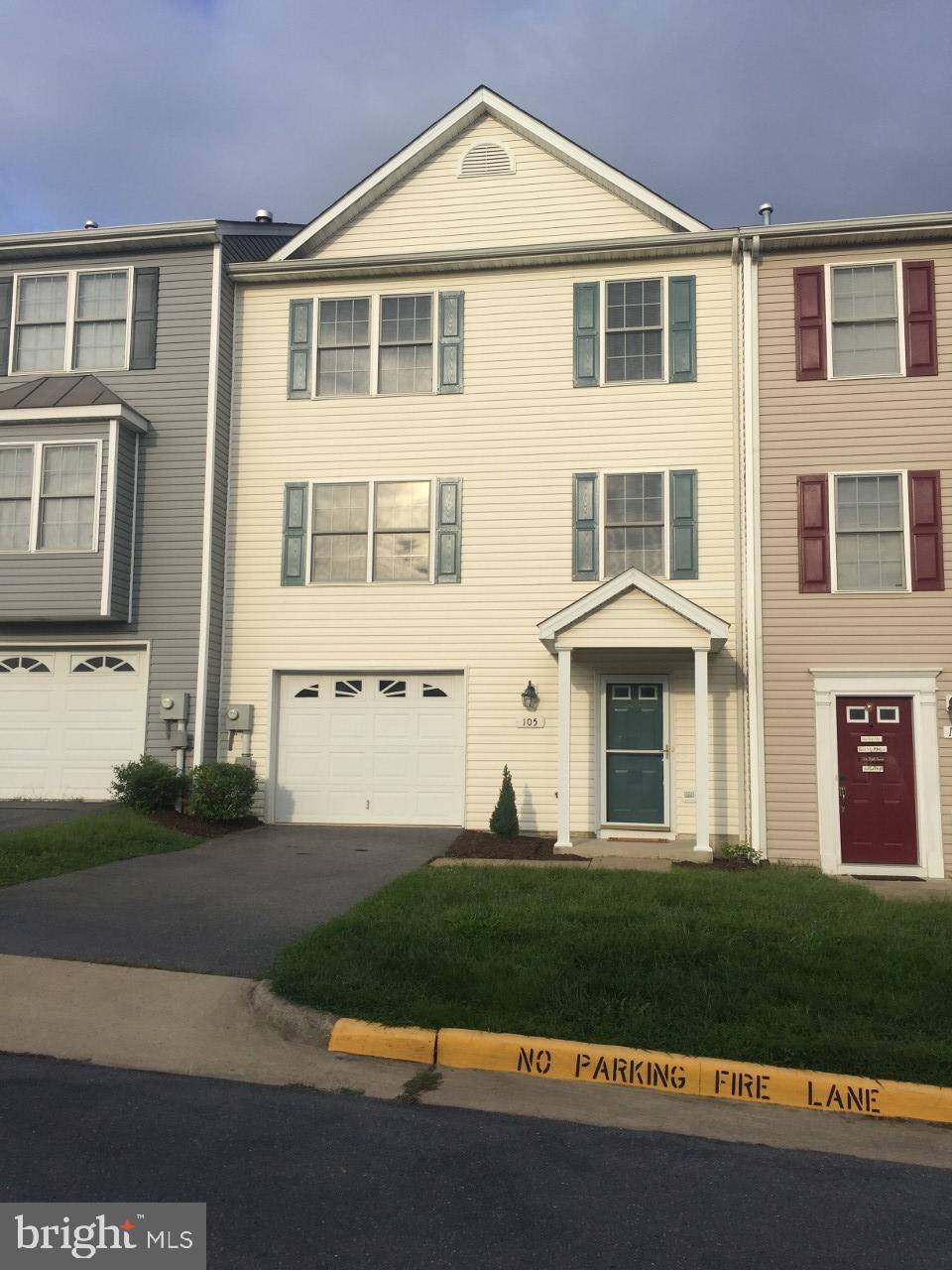 Winchester, VA 22602,105 SEABREEZE LN.