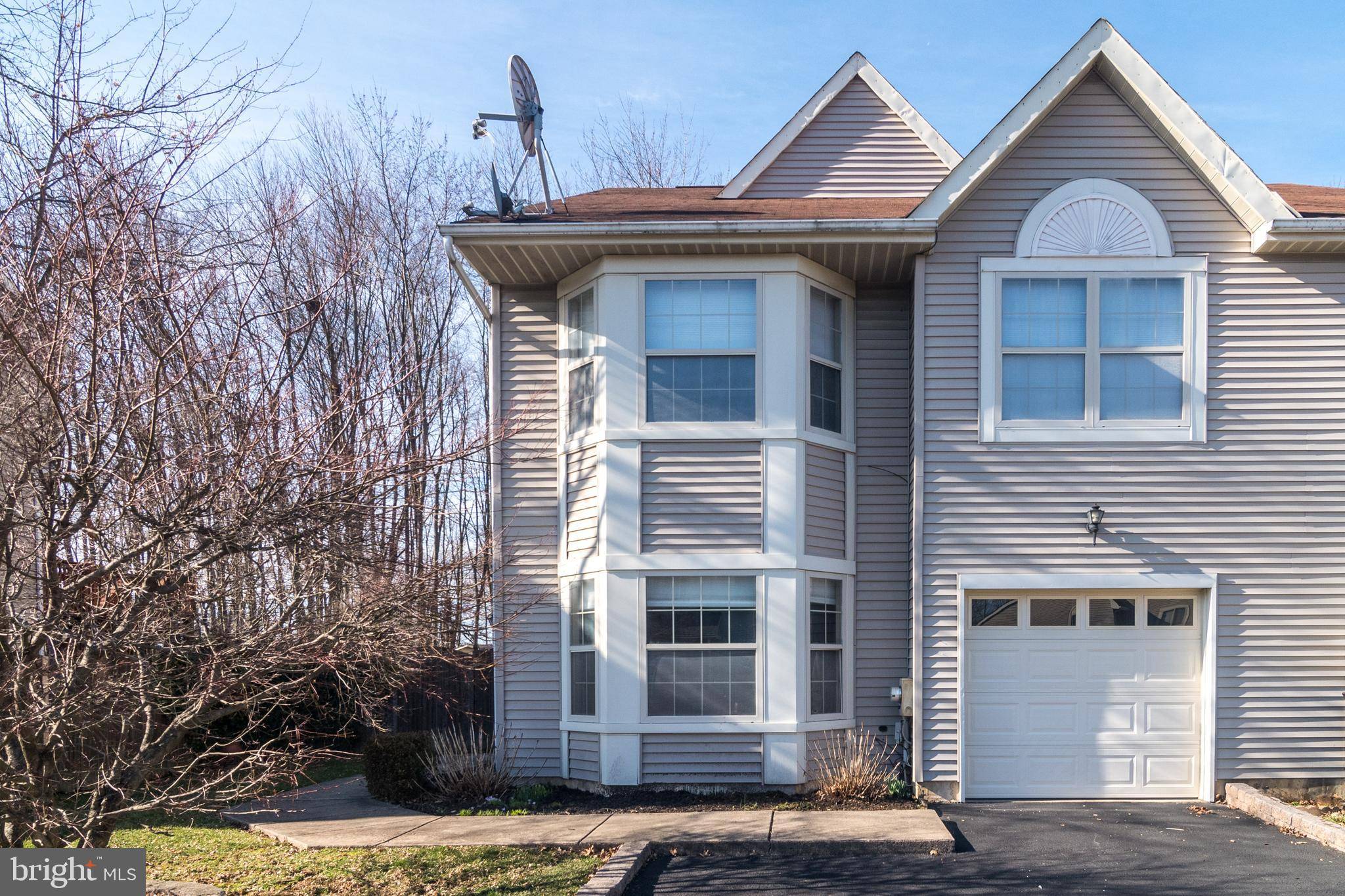 Warrington, PA 18976,672 WOODSPRING DR