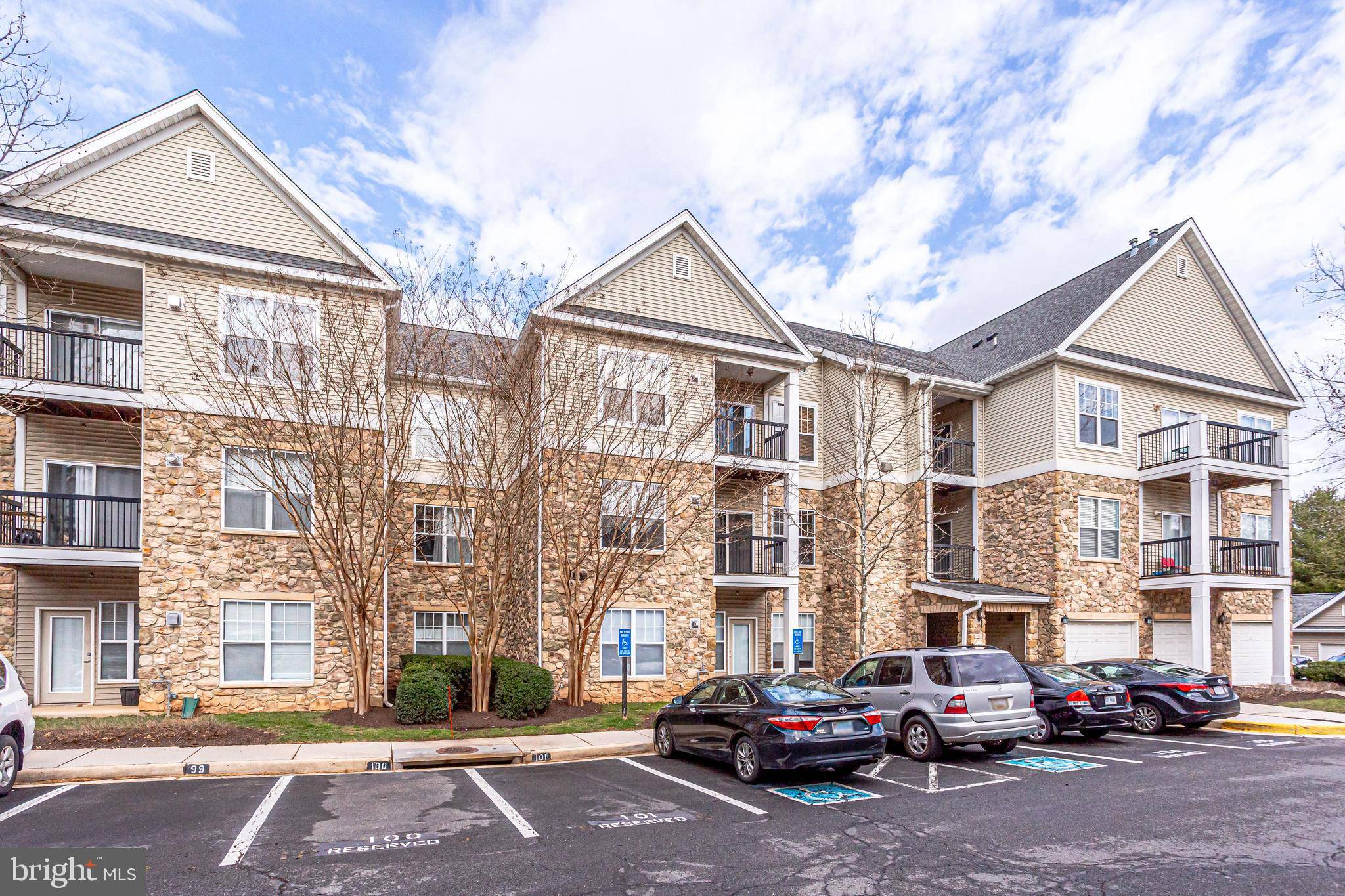 Centreville, VA 20120,13384-E CONNOR DR