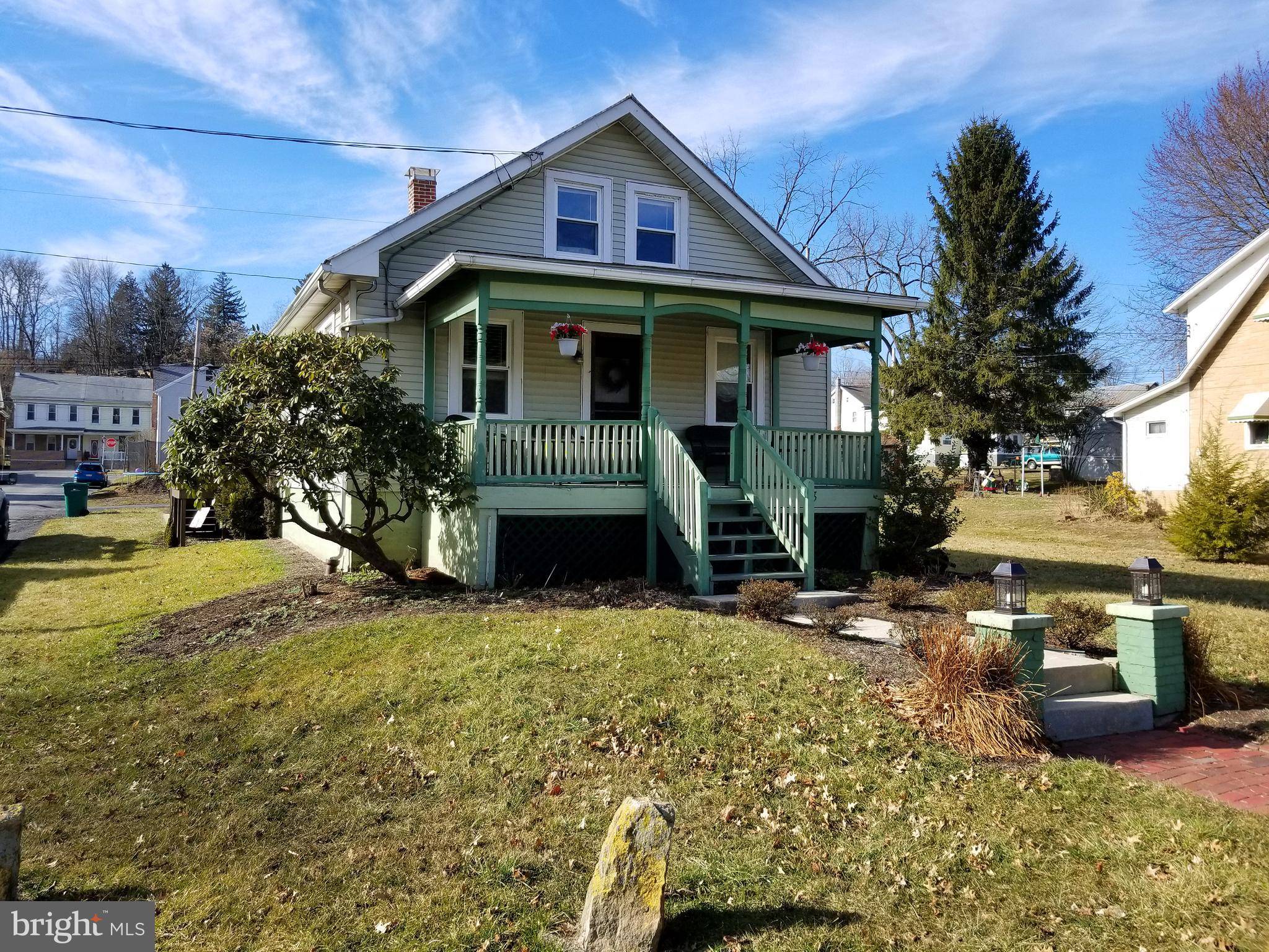 Pine Grove, PA 17963,13 CANAL ST