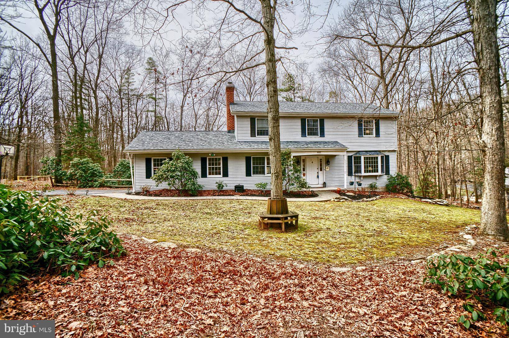 Boiling Springs, PA 17007,652 SPRING LN