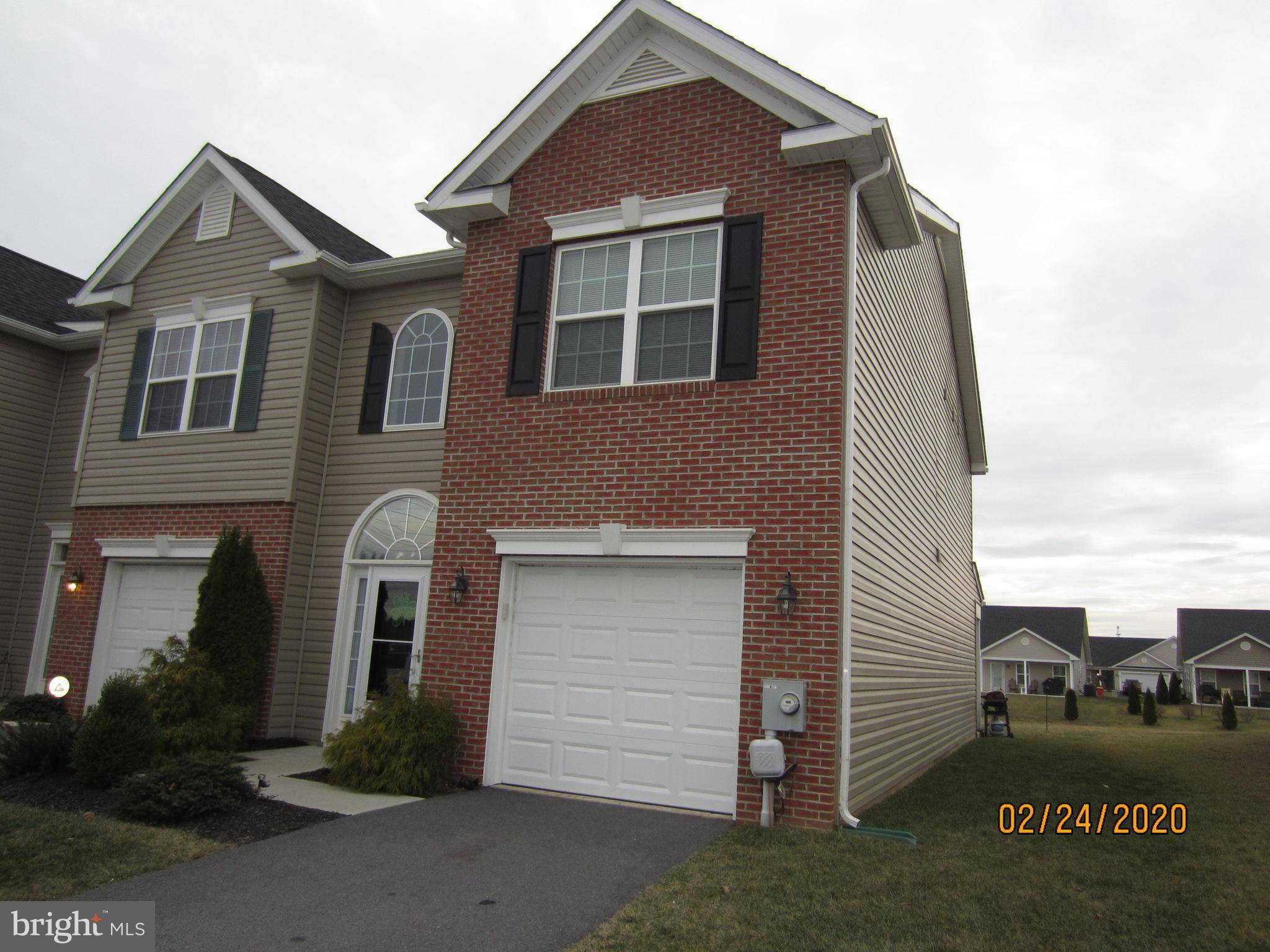 Falling Waters, WV 25419,36 CAVENDISH WAY