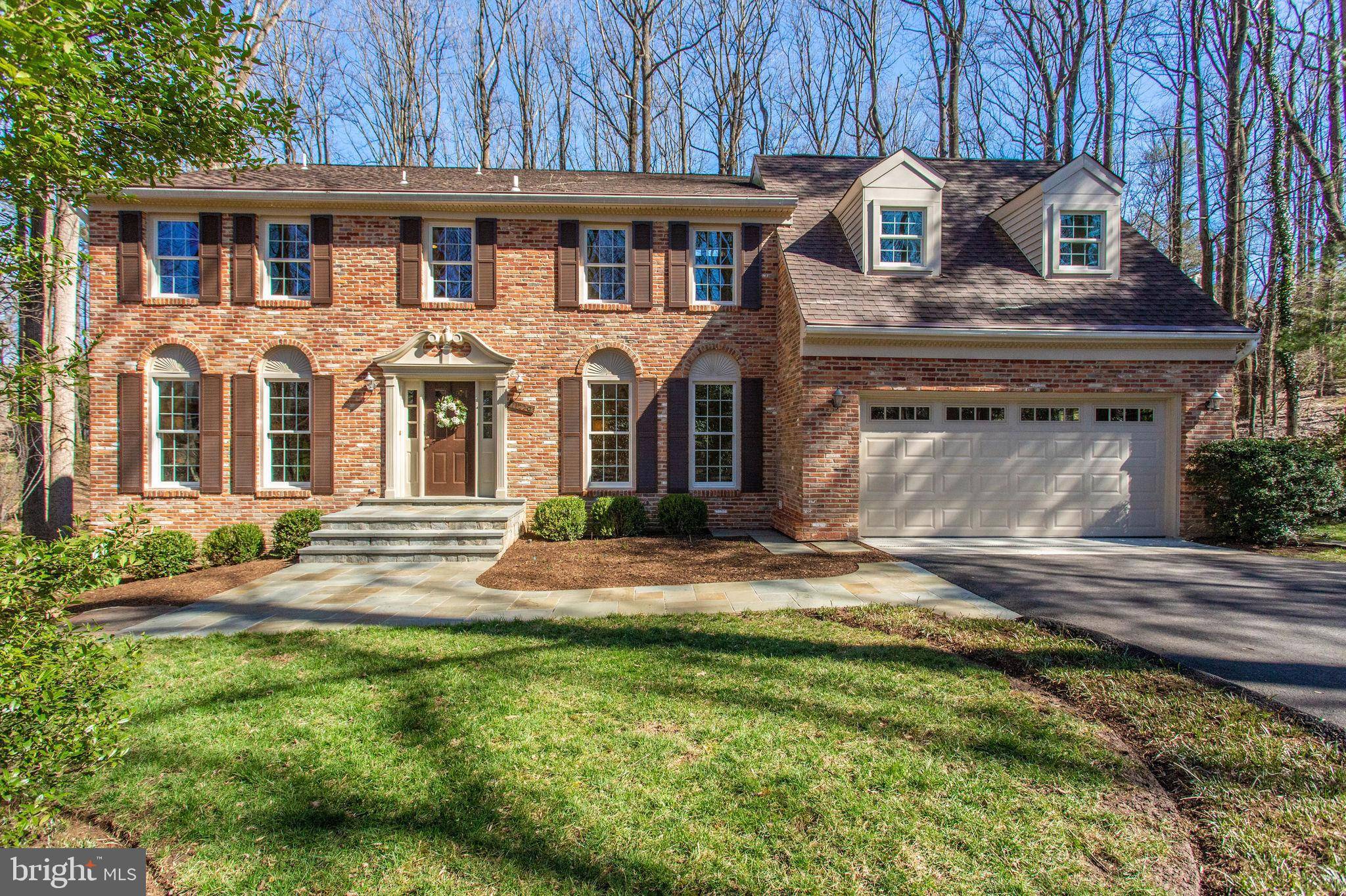 Oakton, VA 22124,11220 CRANBROOK LN