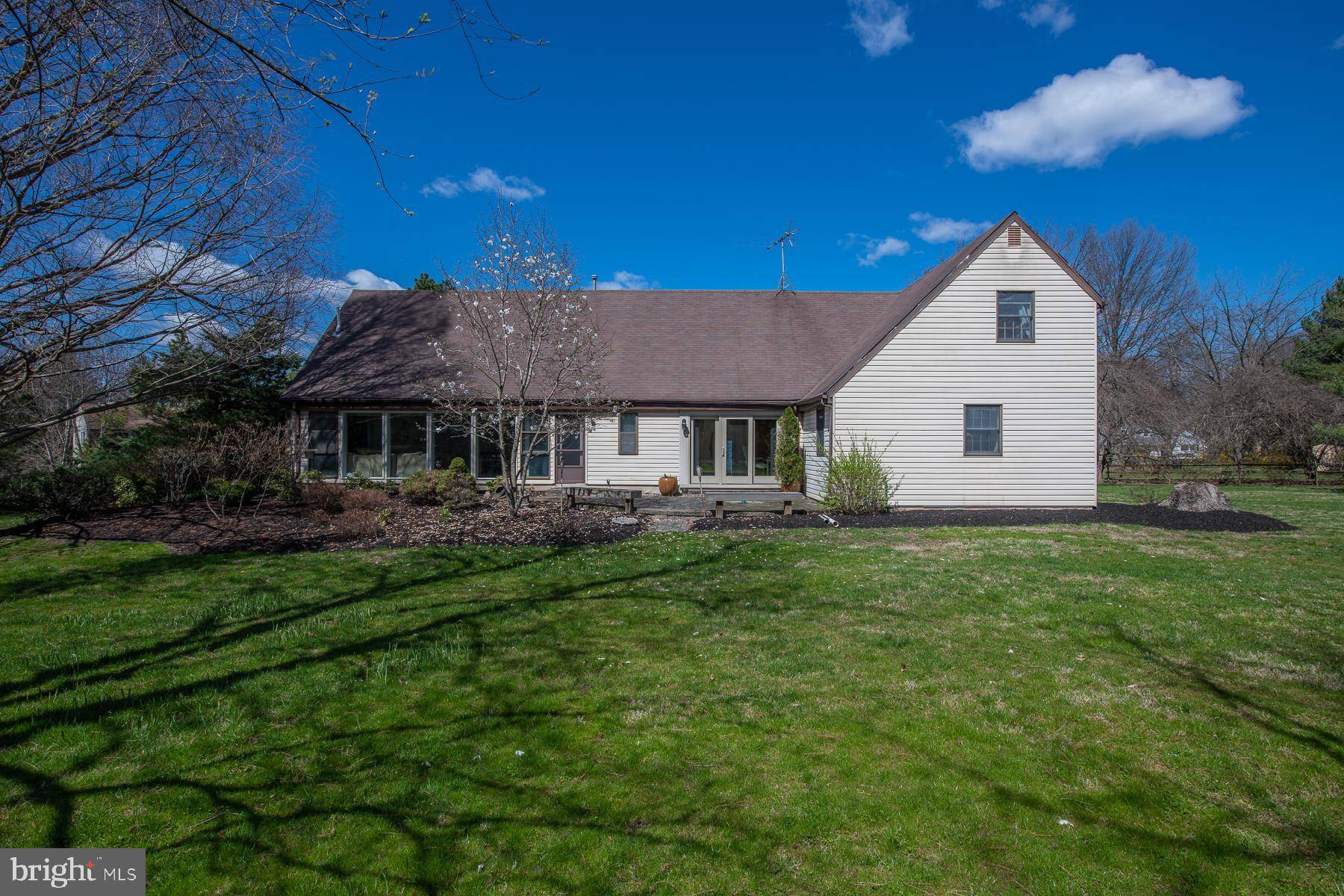 Blue Bell, PA 19422,898 SYMPHONY LN