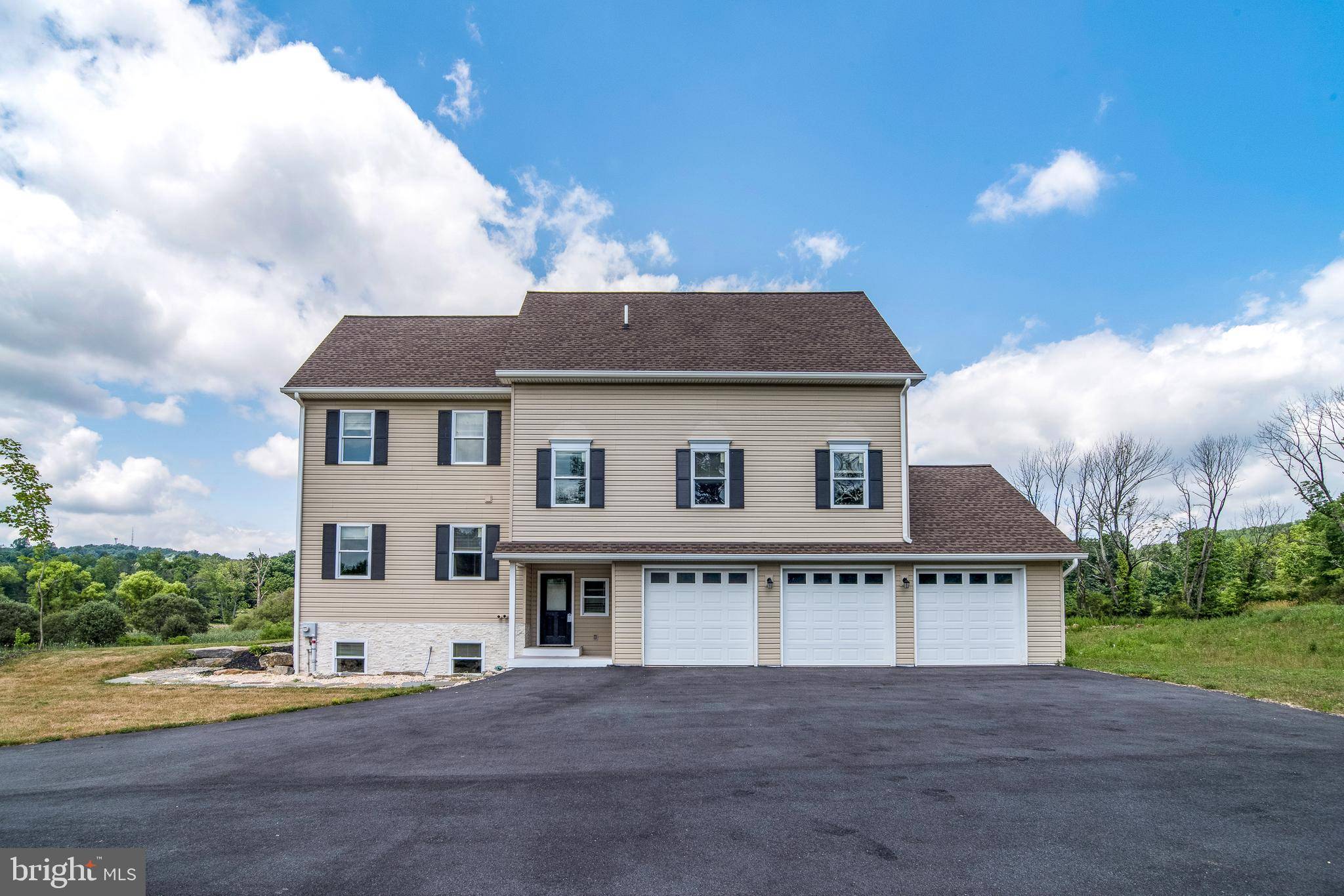 Hellertown, PA 18055,2620 EASTON RD