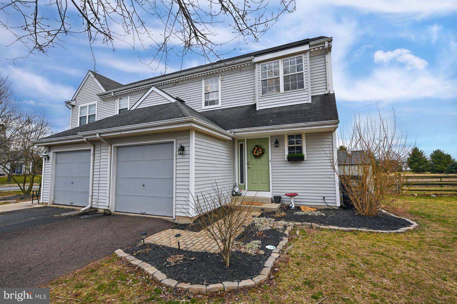 Royersford, PA 19468,221 AZALEA CIR