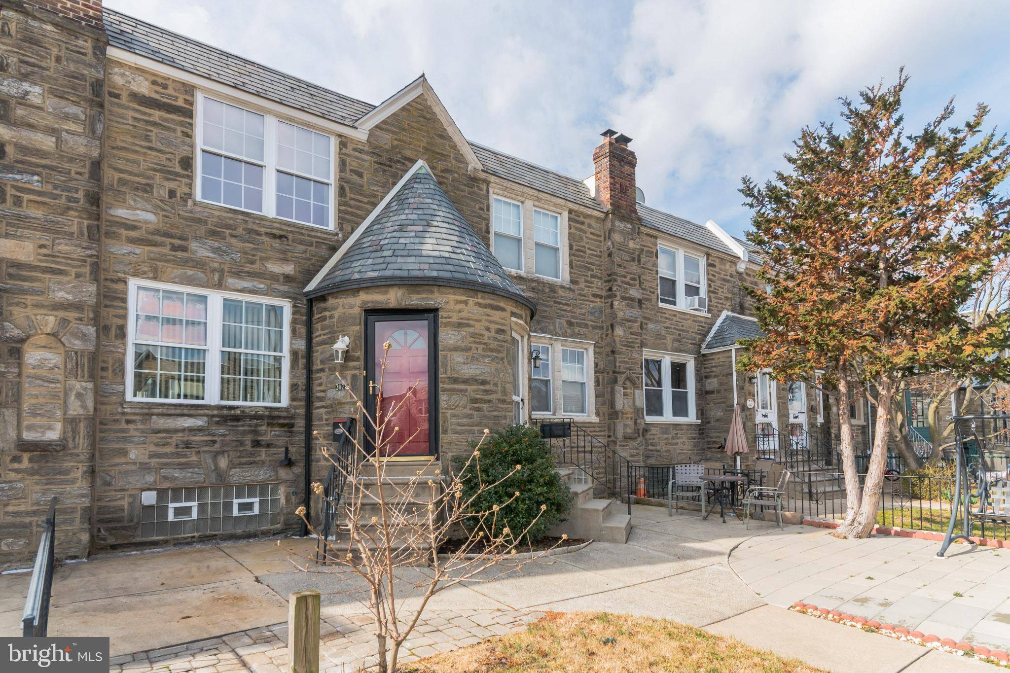 Philadelphia, PA 19149,3122 GLENVIEW ST