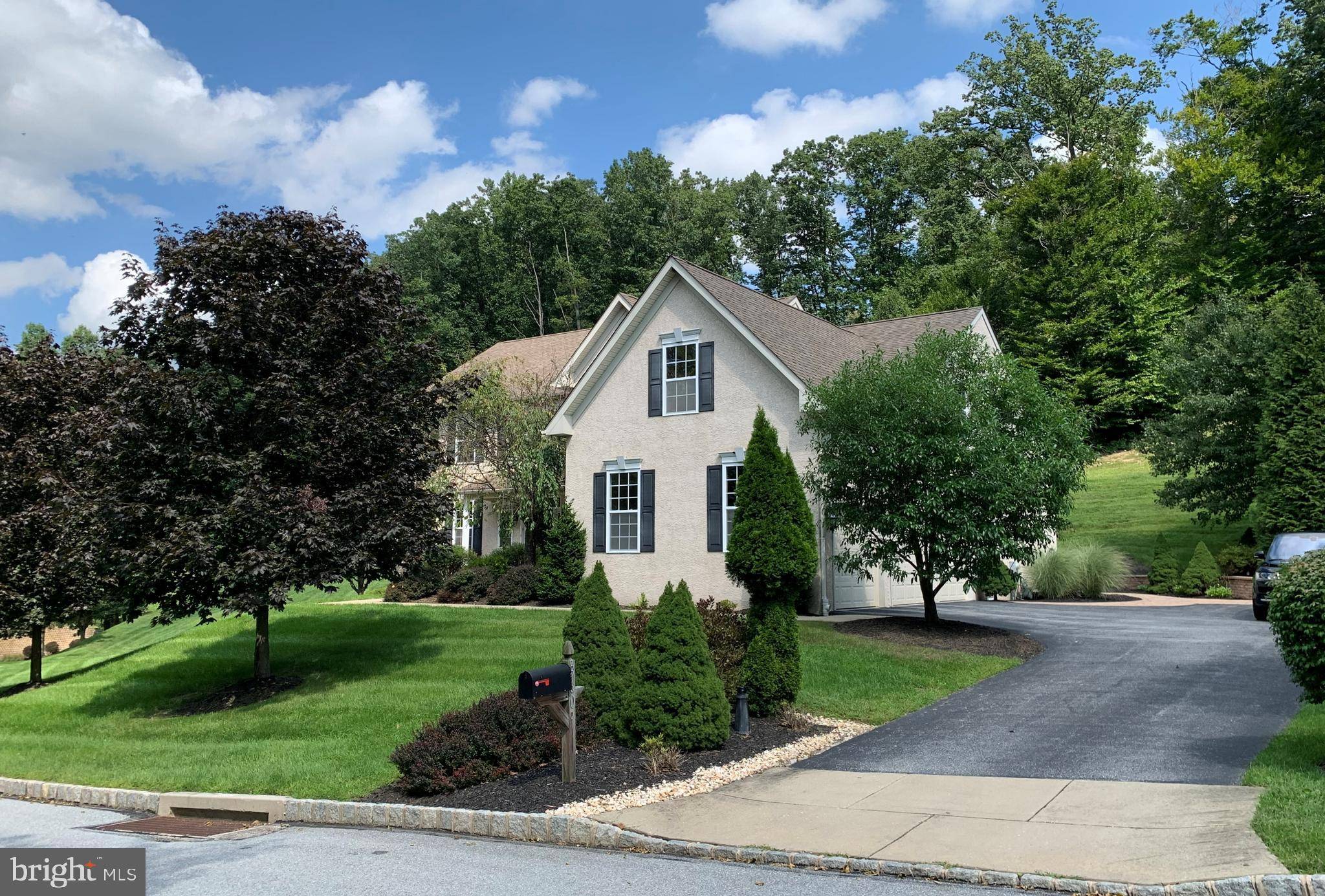 Downingtown, PA 19335,360 STERLING LN