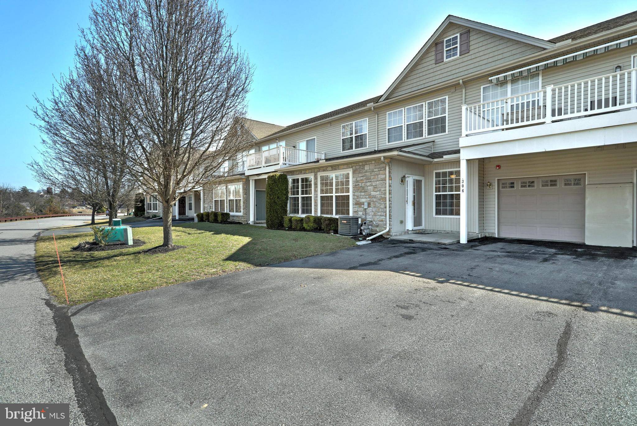 Stewartstown, PA 17363,306 N MARSHVIEW RD