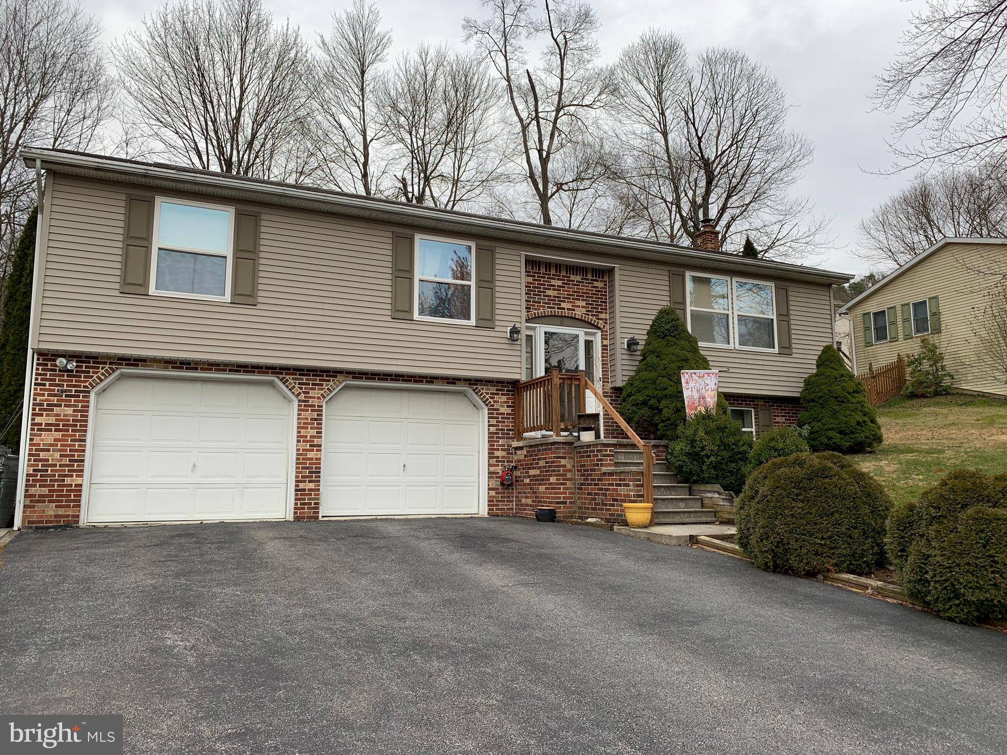 Mount Holly Springs, PA 17065,9 LIBERTY DR