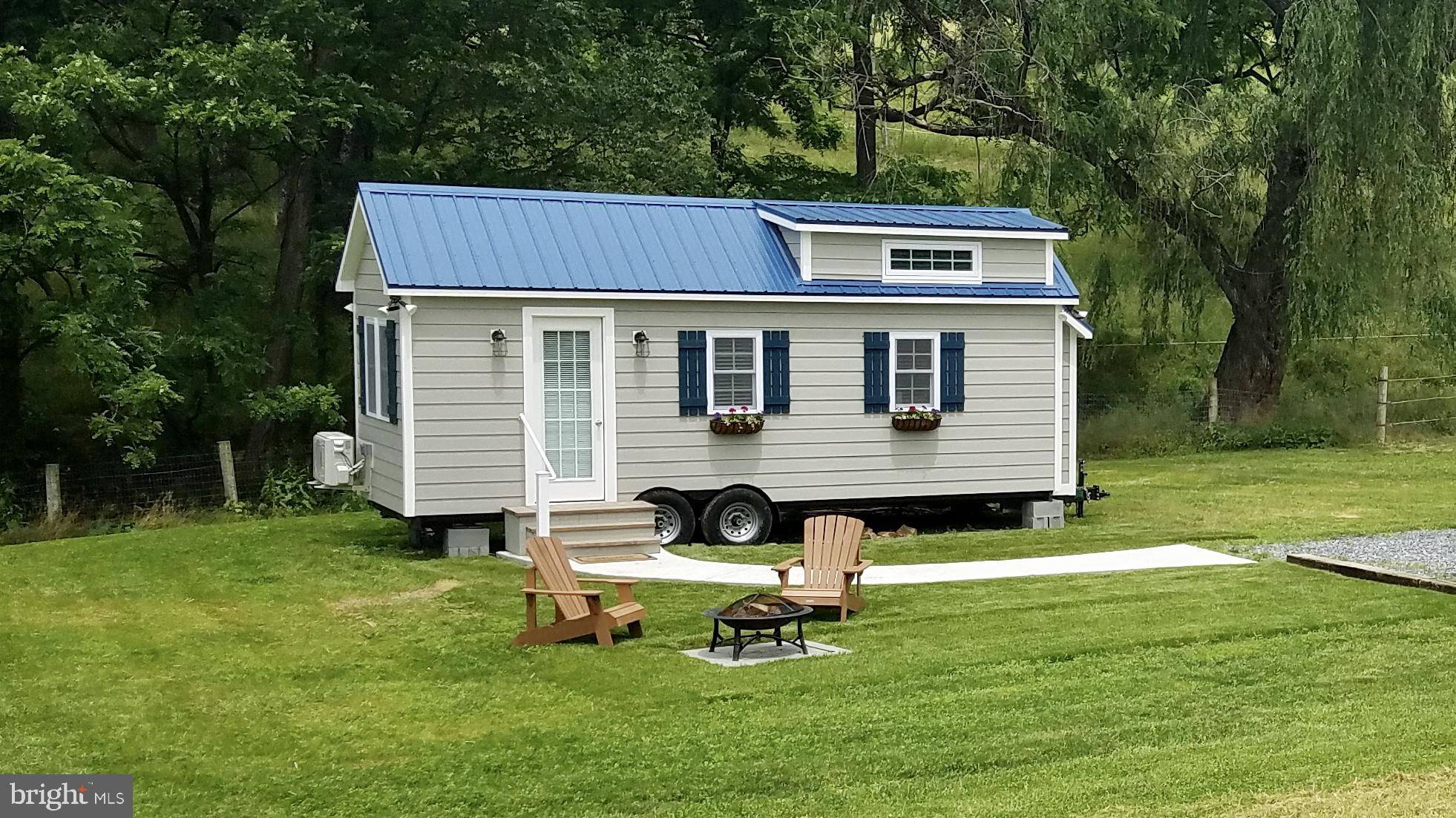 Lititz, PA 17543,156 CHURCH RD #*TINY HOUSE*