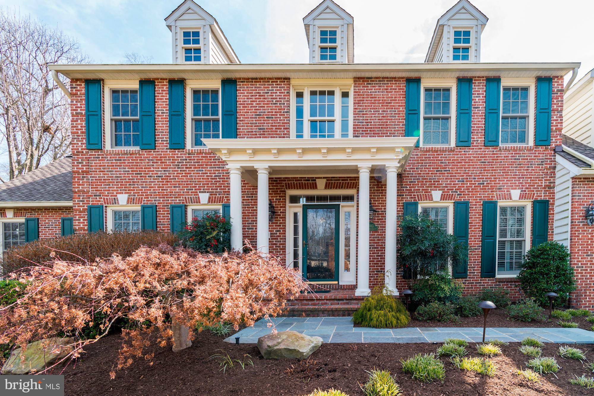 Mclean, VA 22101,1803 CLOVERLAWN CT