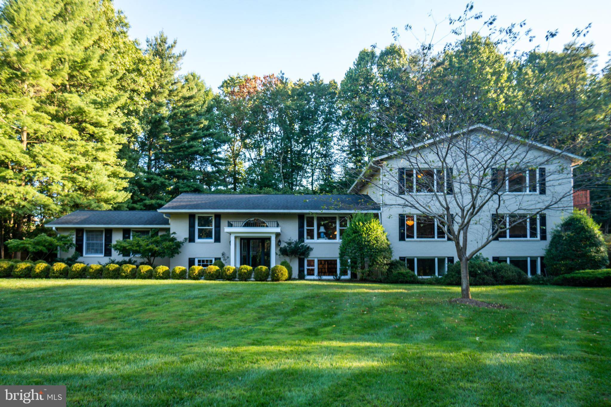 Mclean, VA 22102,1017 GALIUM CT